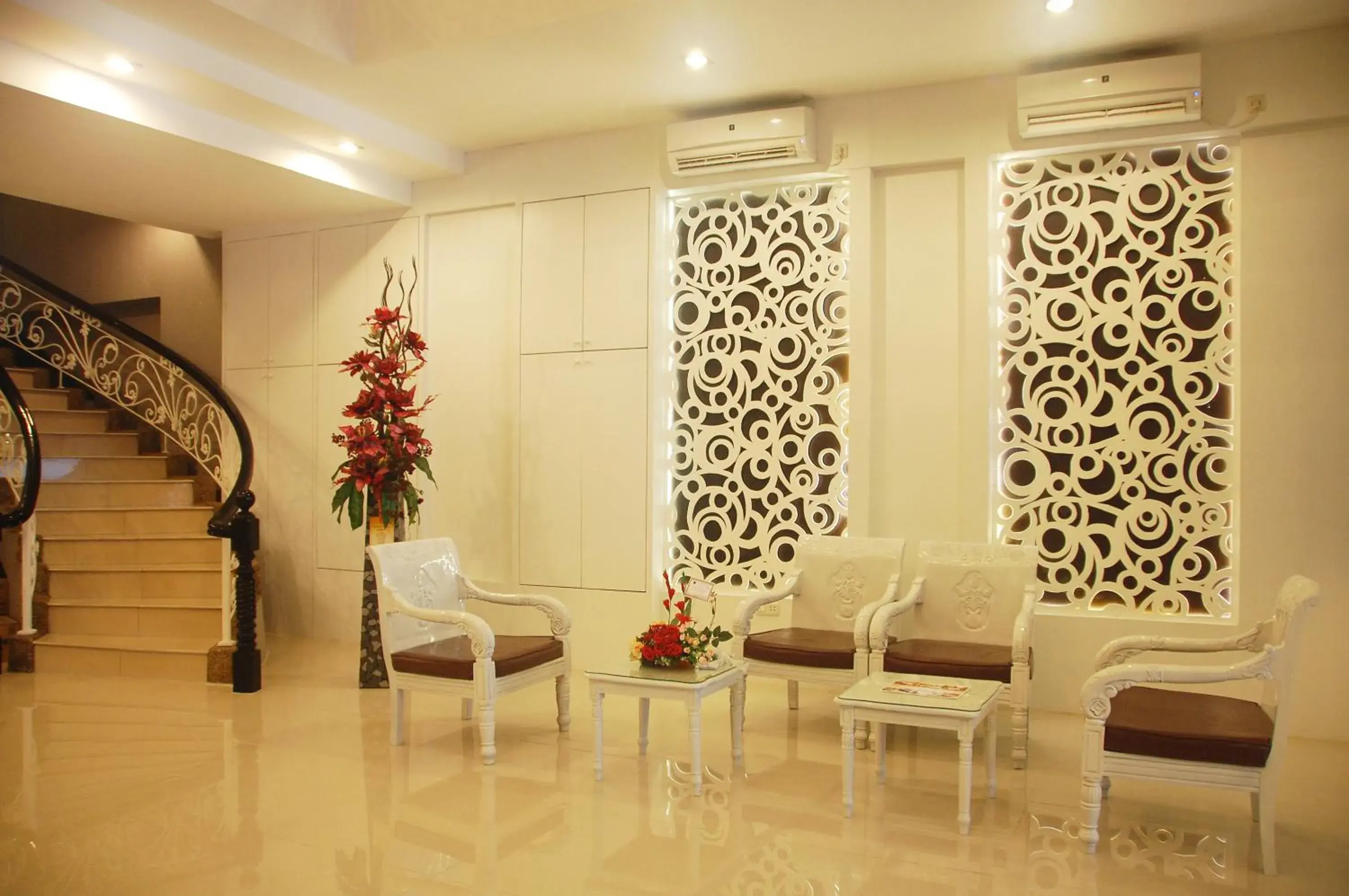 Lobby or reception, Lobby/Reception in Gandhi Inn