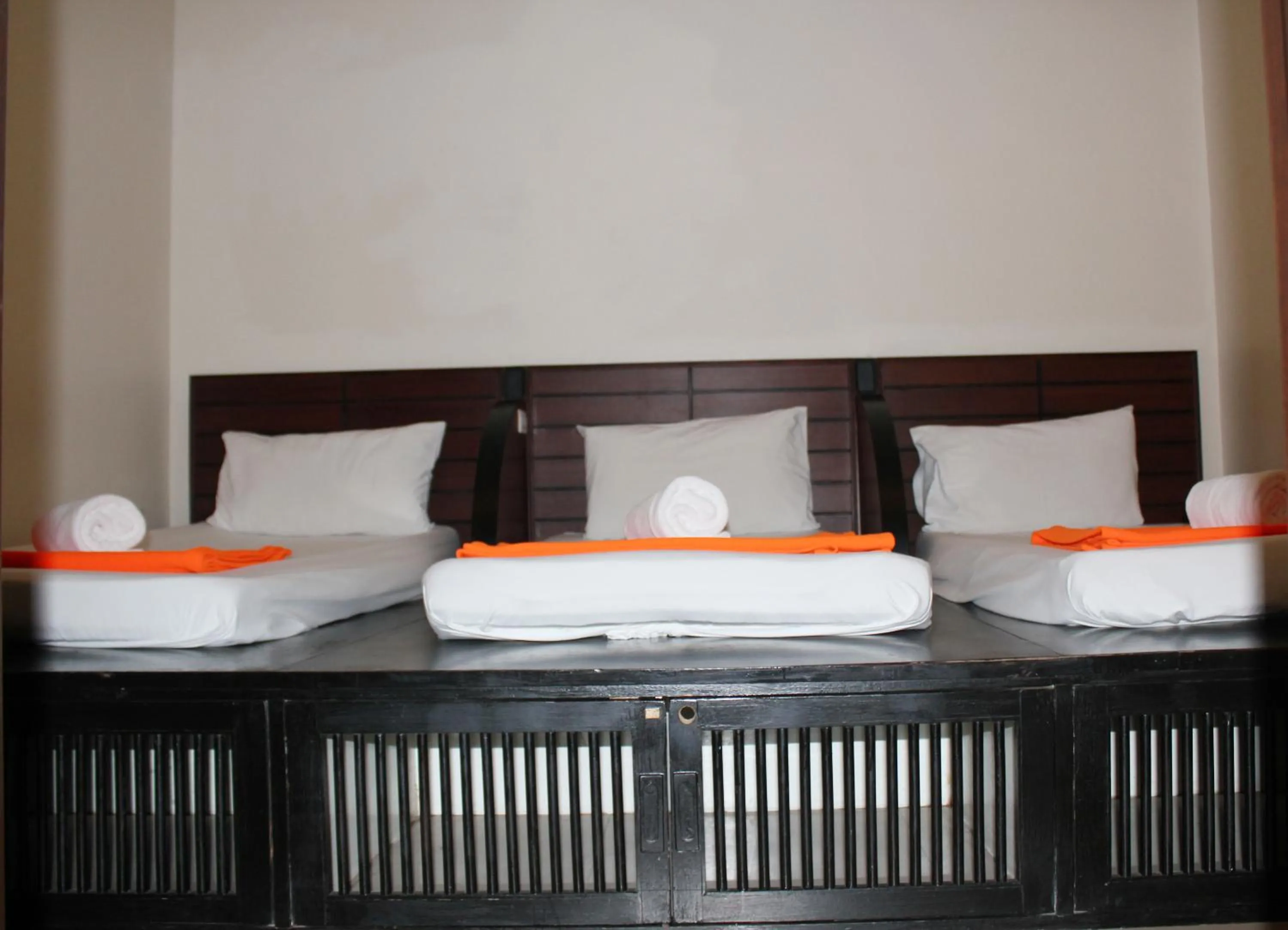 Bed in Lub Sbuy Hostel