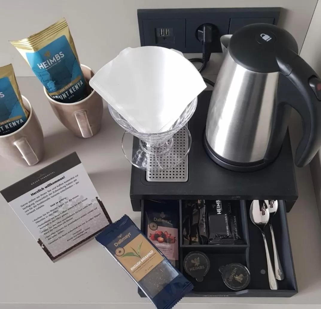 Coffee/tea facilities in Kranz Parkhotel