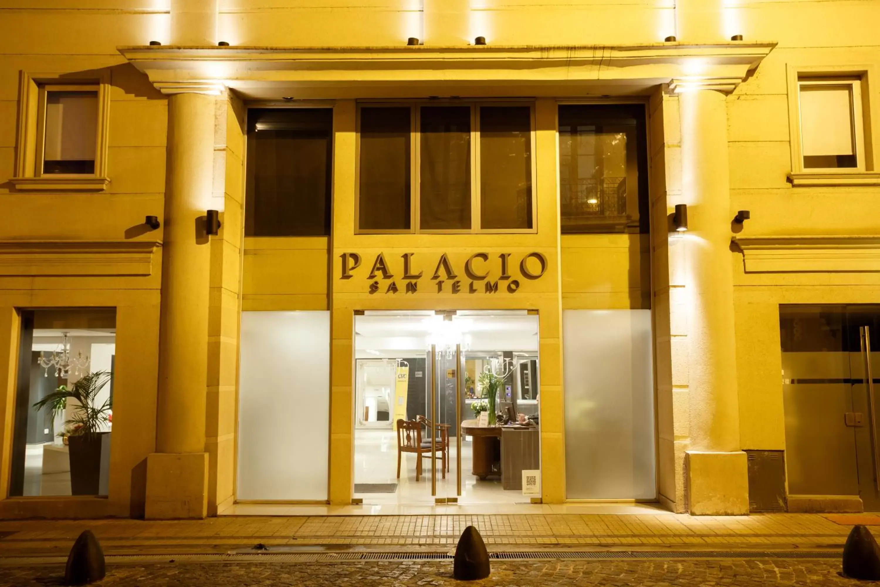 Facade/entrance in Unique Palacio San Telmo