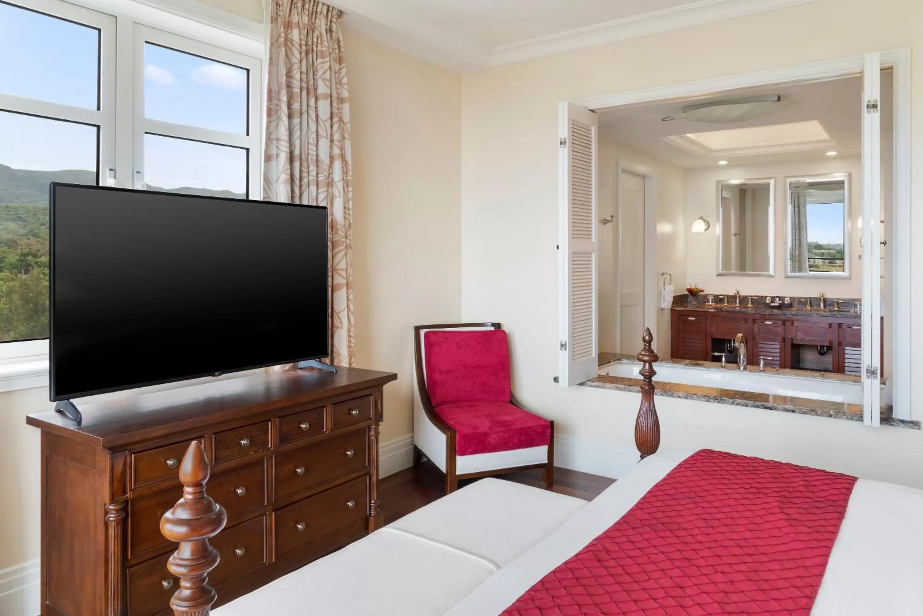 Bedroom, TV/Entertainment Center in Jewel Grande Montego Bay Resort and Spa