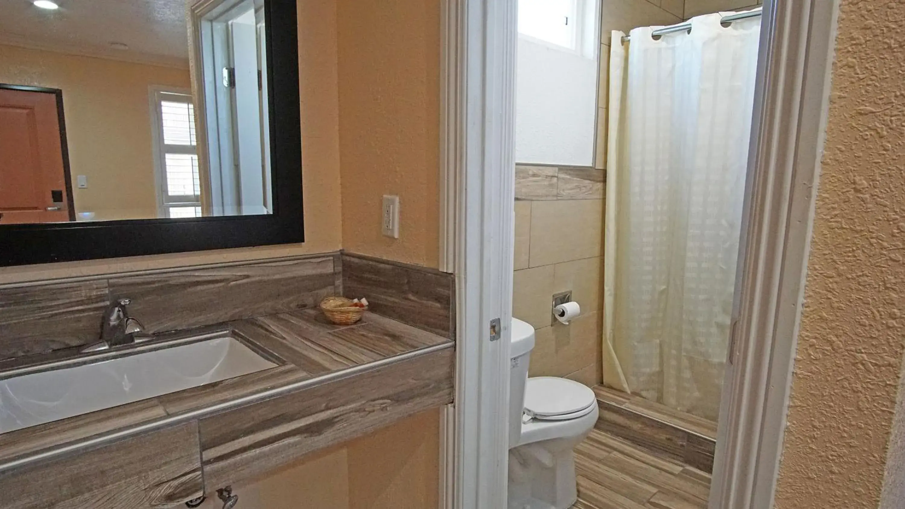 Rosa Bell Motel - Los Angeles Rosa Bell Motel - Los Angeles