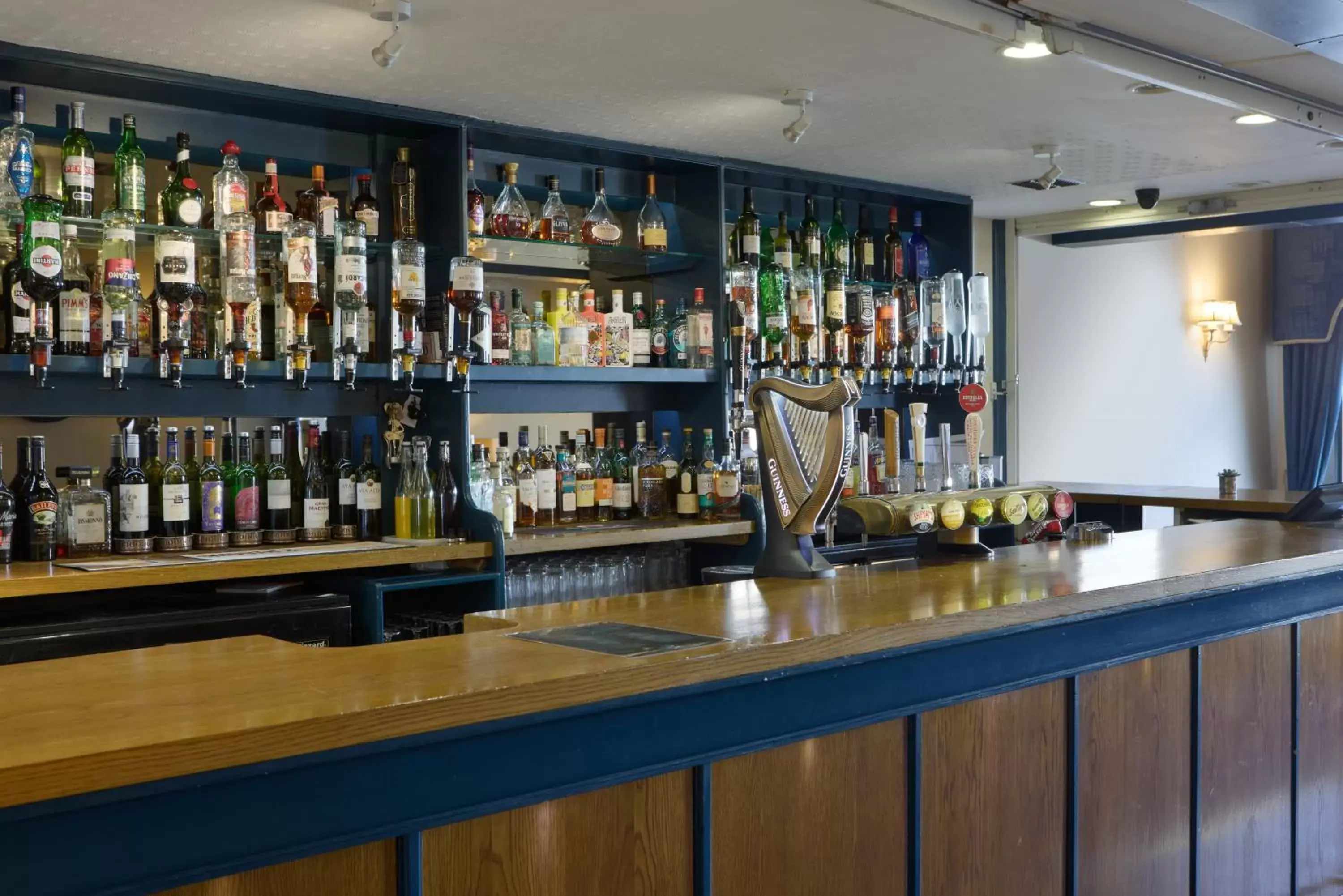 Lounge or bar, Lounge/Bar in The Lansdowne Hotel, BW Signature Collection by Best Western