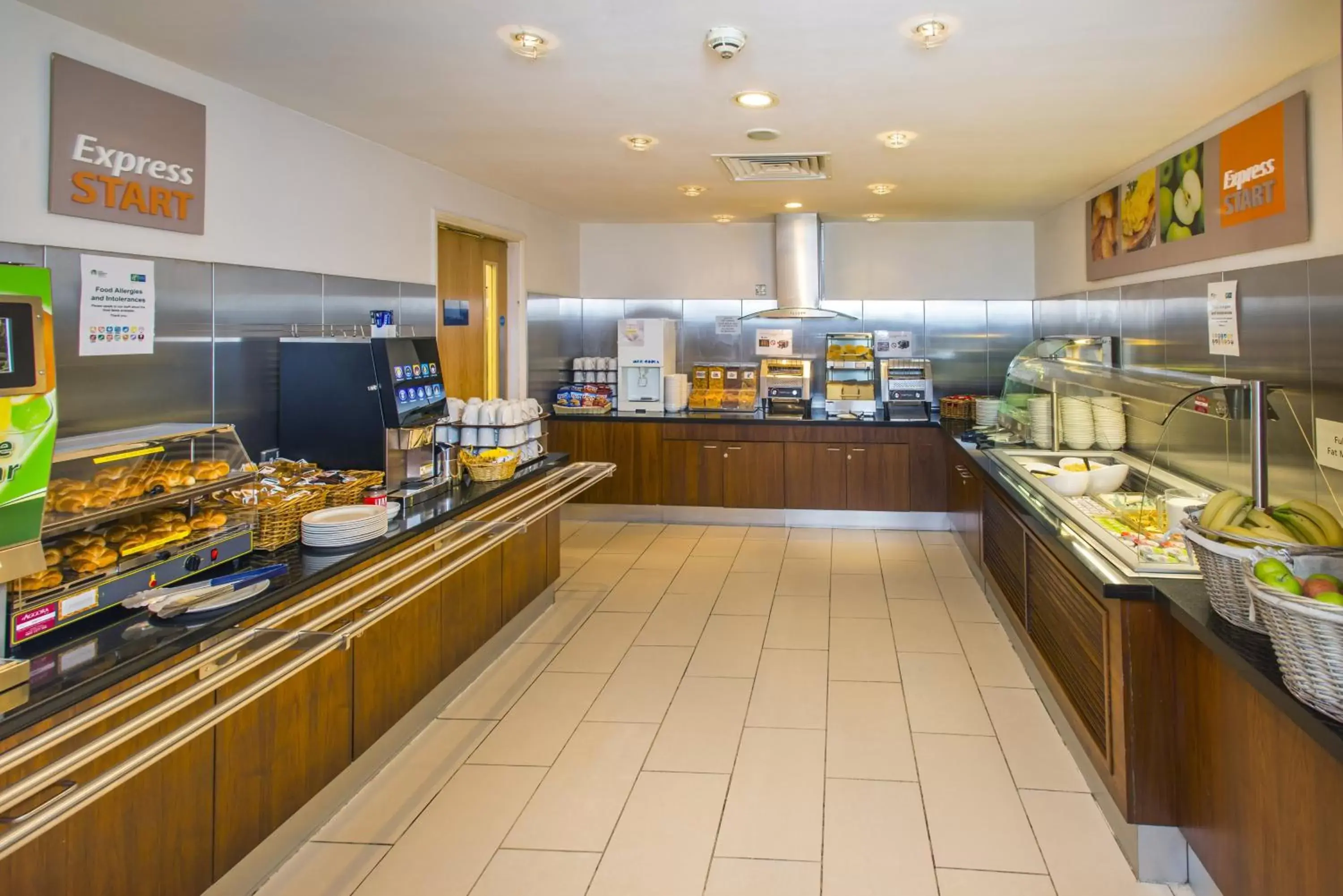 Restaurant/Places to Eat in Holiday Inn Express Edinburgh – Royal Mile, an IHG Hotel