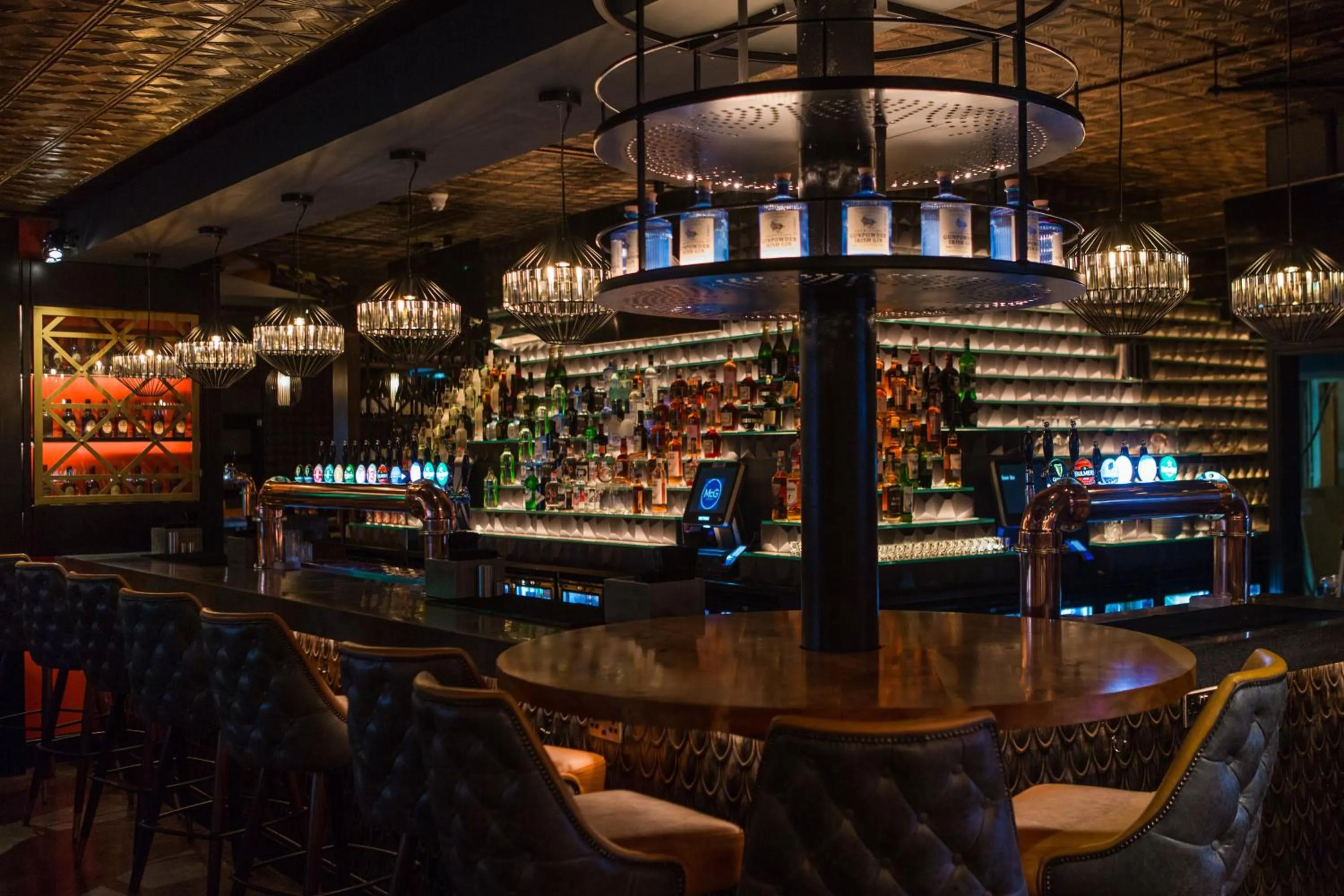 Alcoholic drinks in Bonnington Hotel & Leisure Centre