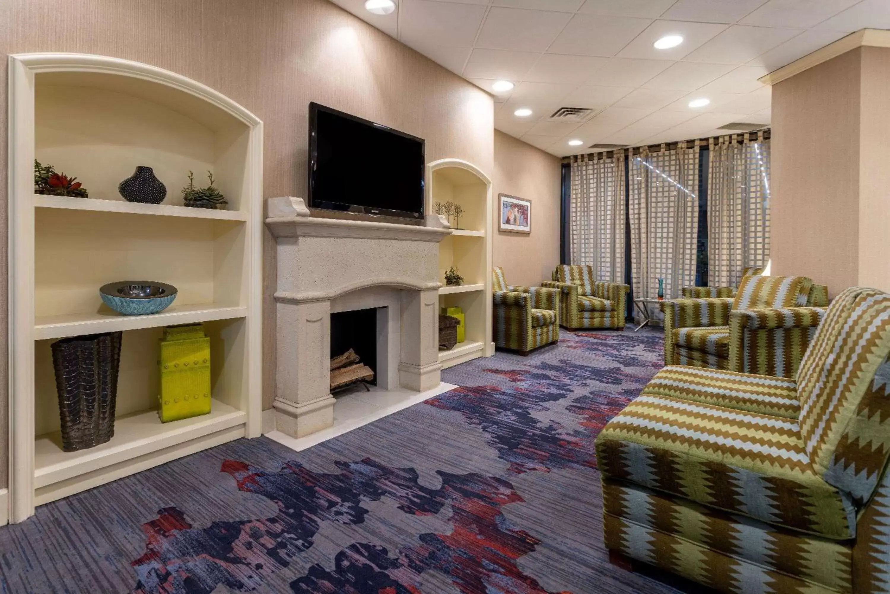 Lobby or reception in La Quinta Inn & Suites by Wyndham Kingsport TriCities Airport