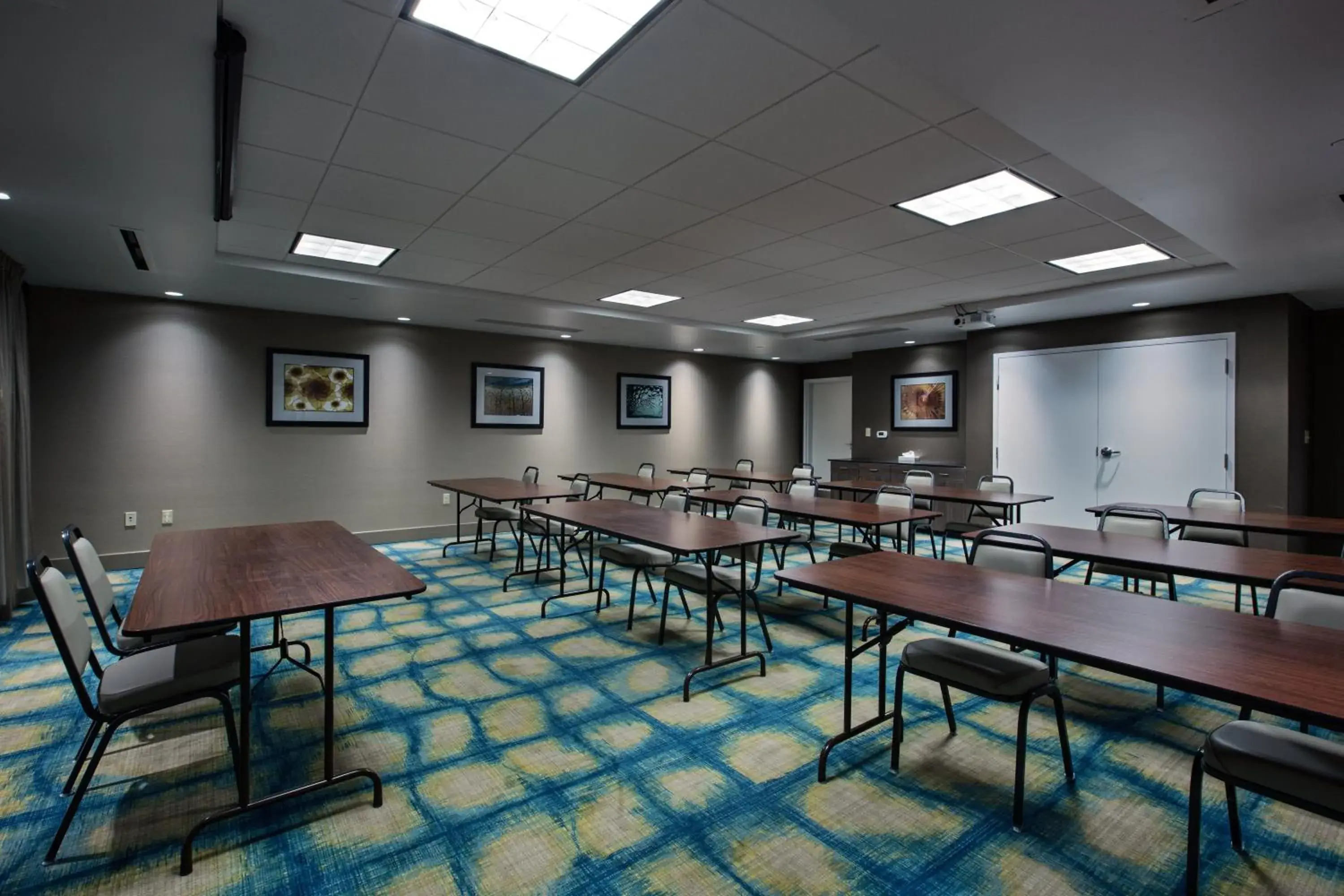 Meeting/conference room in Holiday Inn Express and Suites Carlisle Harrisburg
