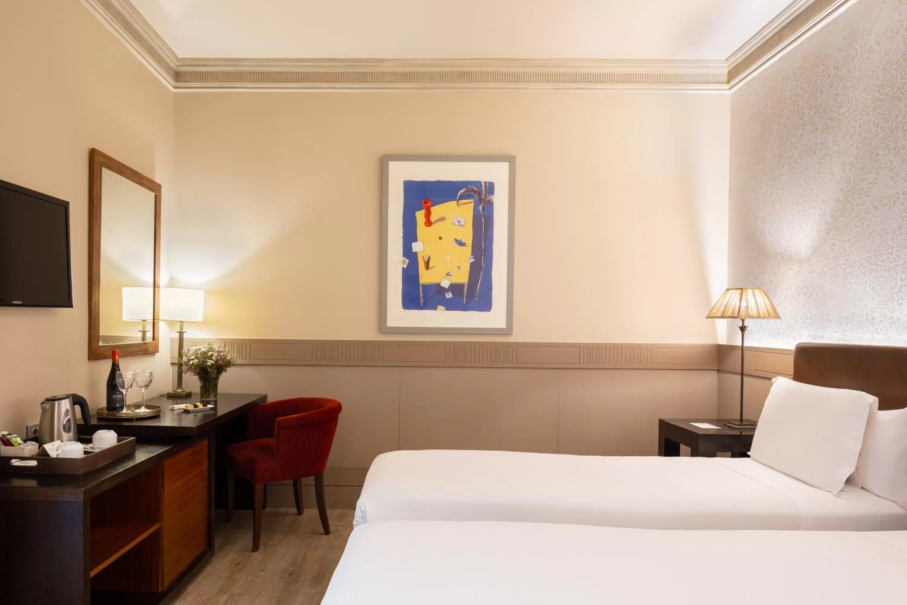 Standard Interior Room in Duquesa de Cardona 4* Sup