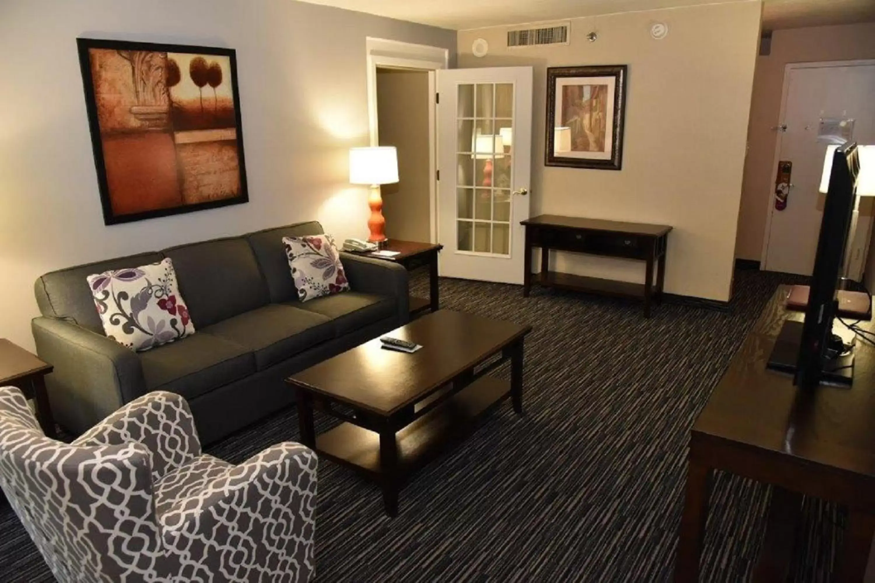 Photo of the whole room, Seating Area in Wyndham Houston near NRG Park - Medical Center