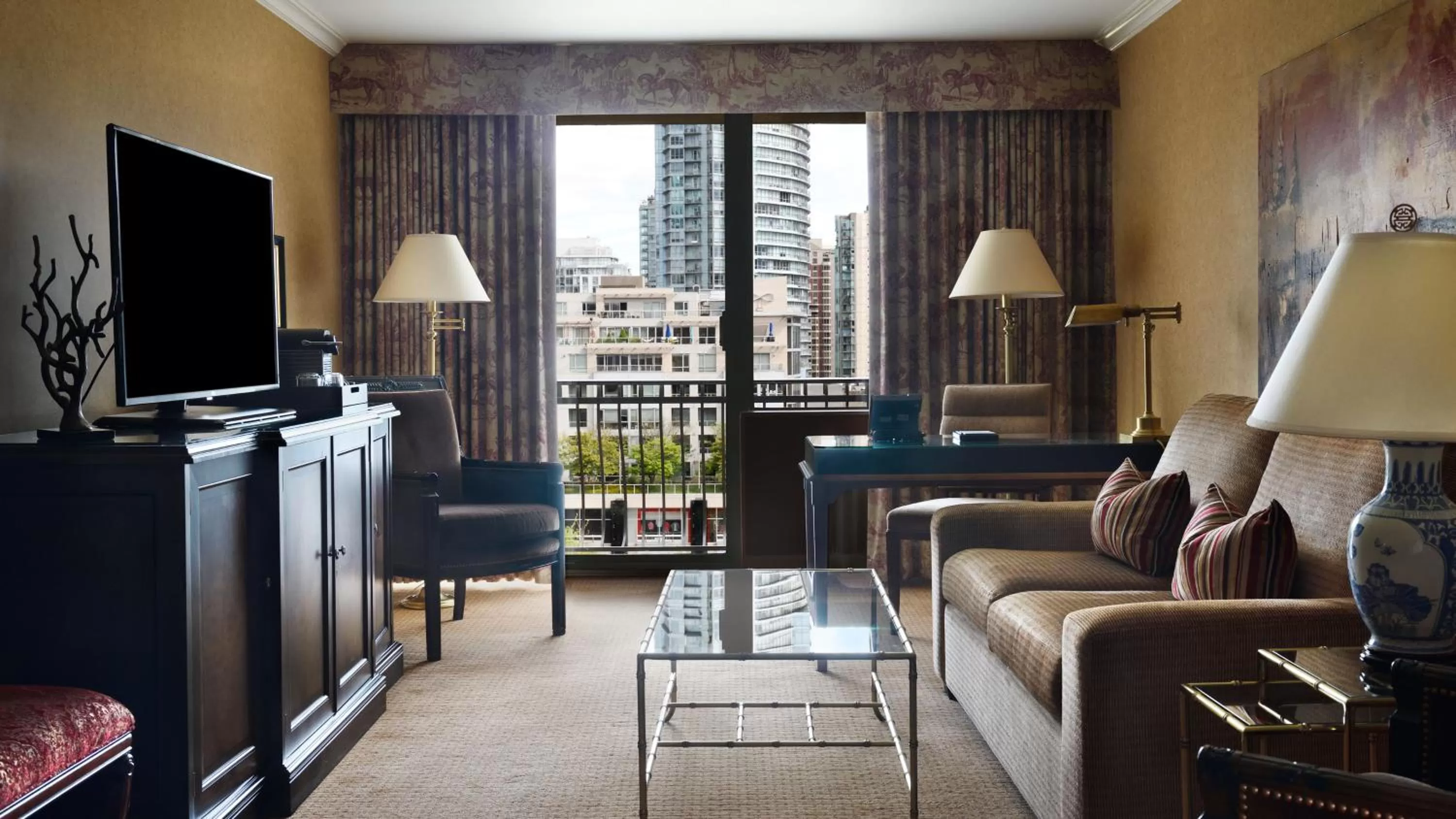 Living room in Wedgewood Hotel & Spa - Relais & Chateaux