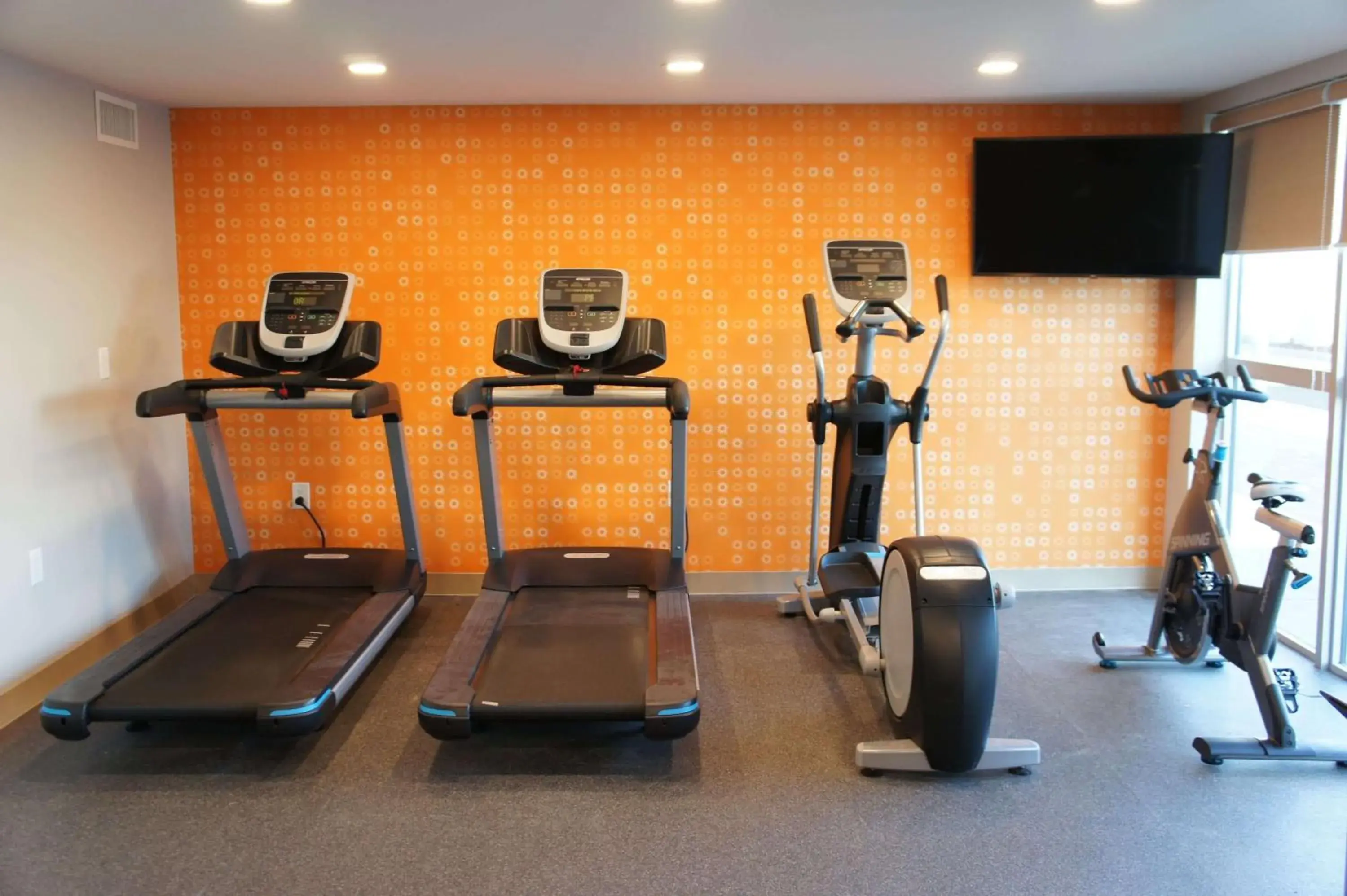 Fitness centre/facilities, Fitness Center/Facilities in La Quinta Inn & Suites by Wyndham Perry