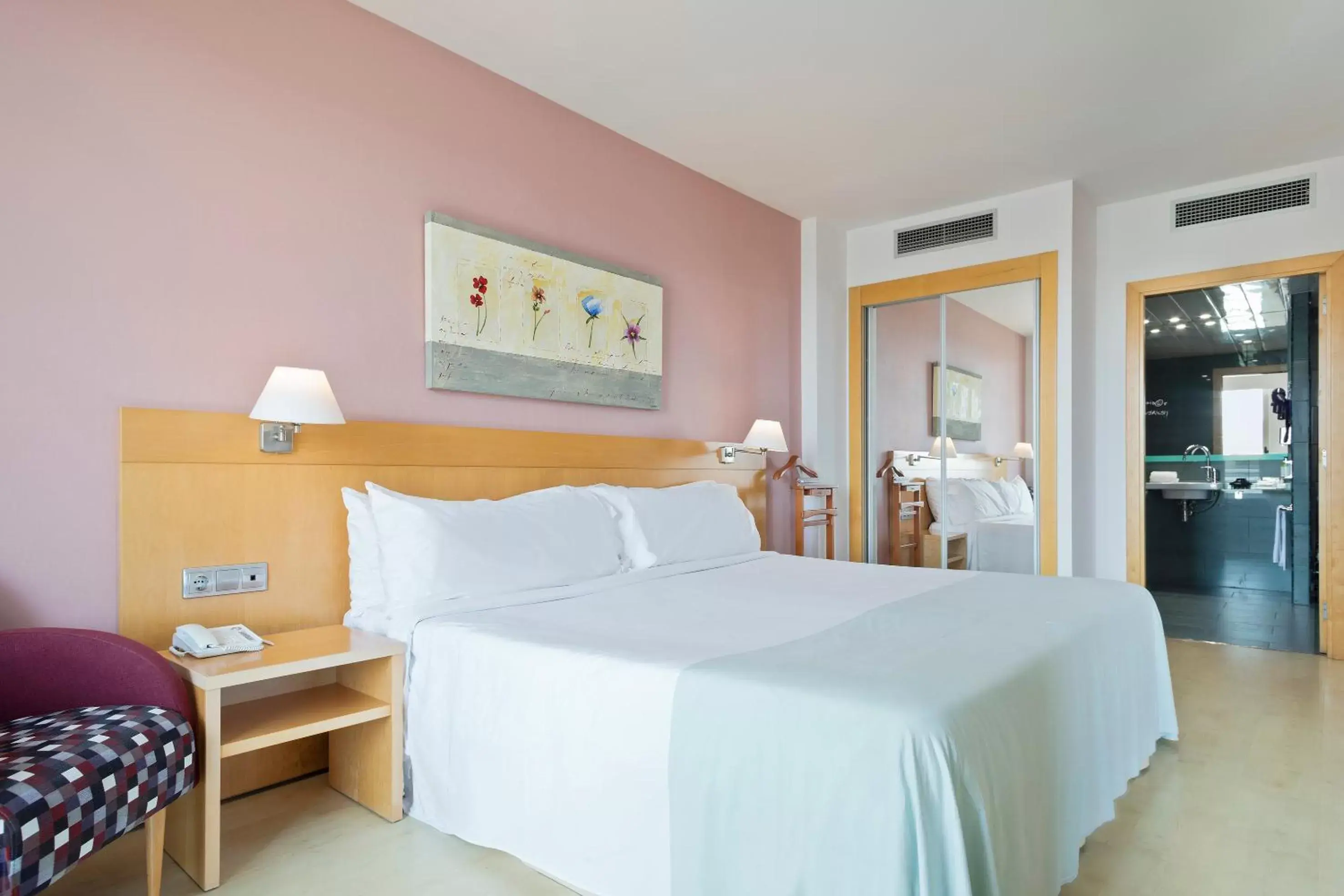 Bed in Sol Port Cambrils Hotel