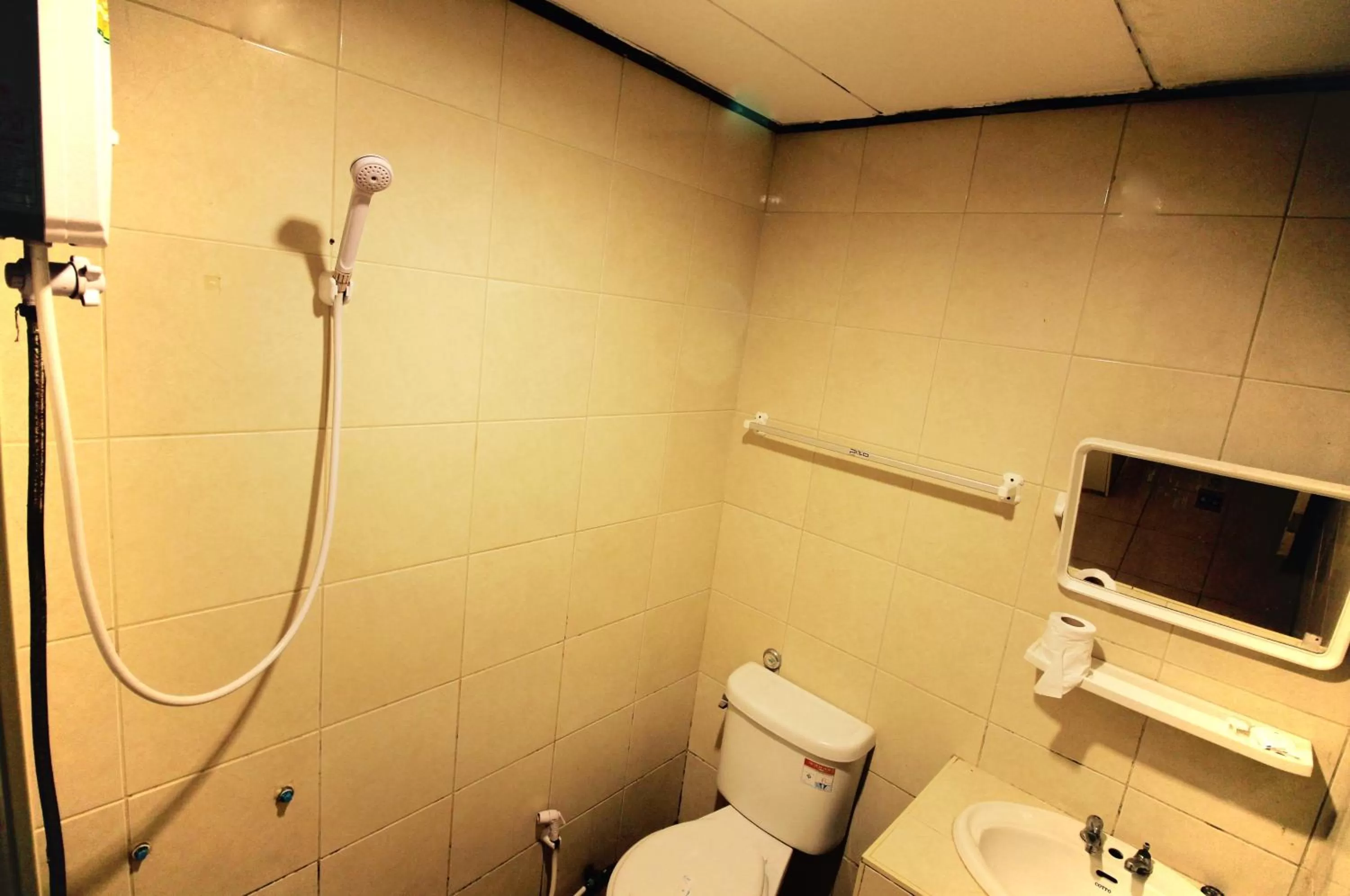 Shower in KKinn South Pattaya