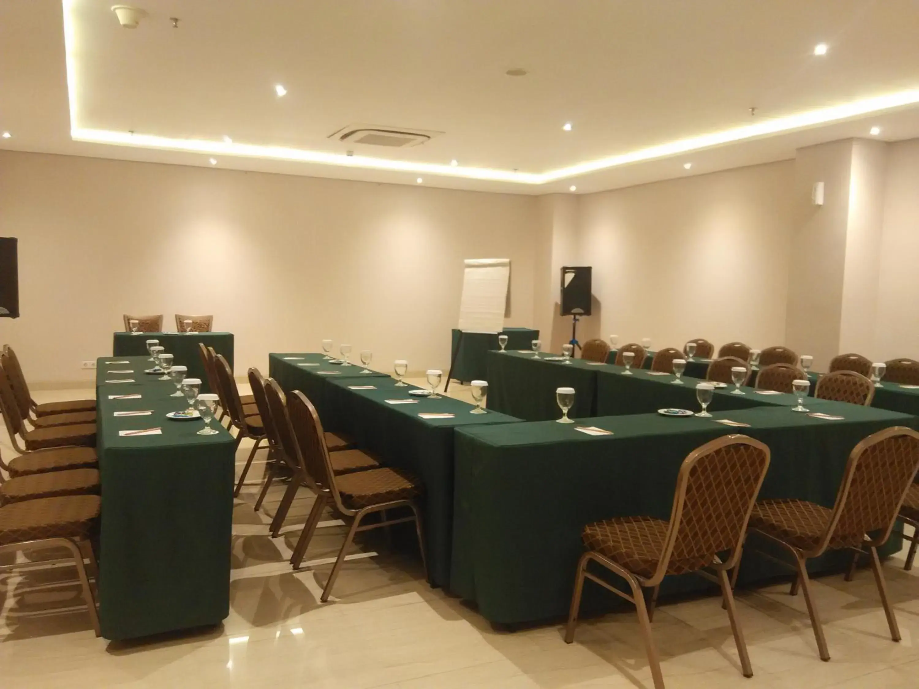 Banquet/Function facilities, Business Area/Conference Room in Pasar Baru Square Hotel Bandung