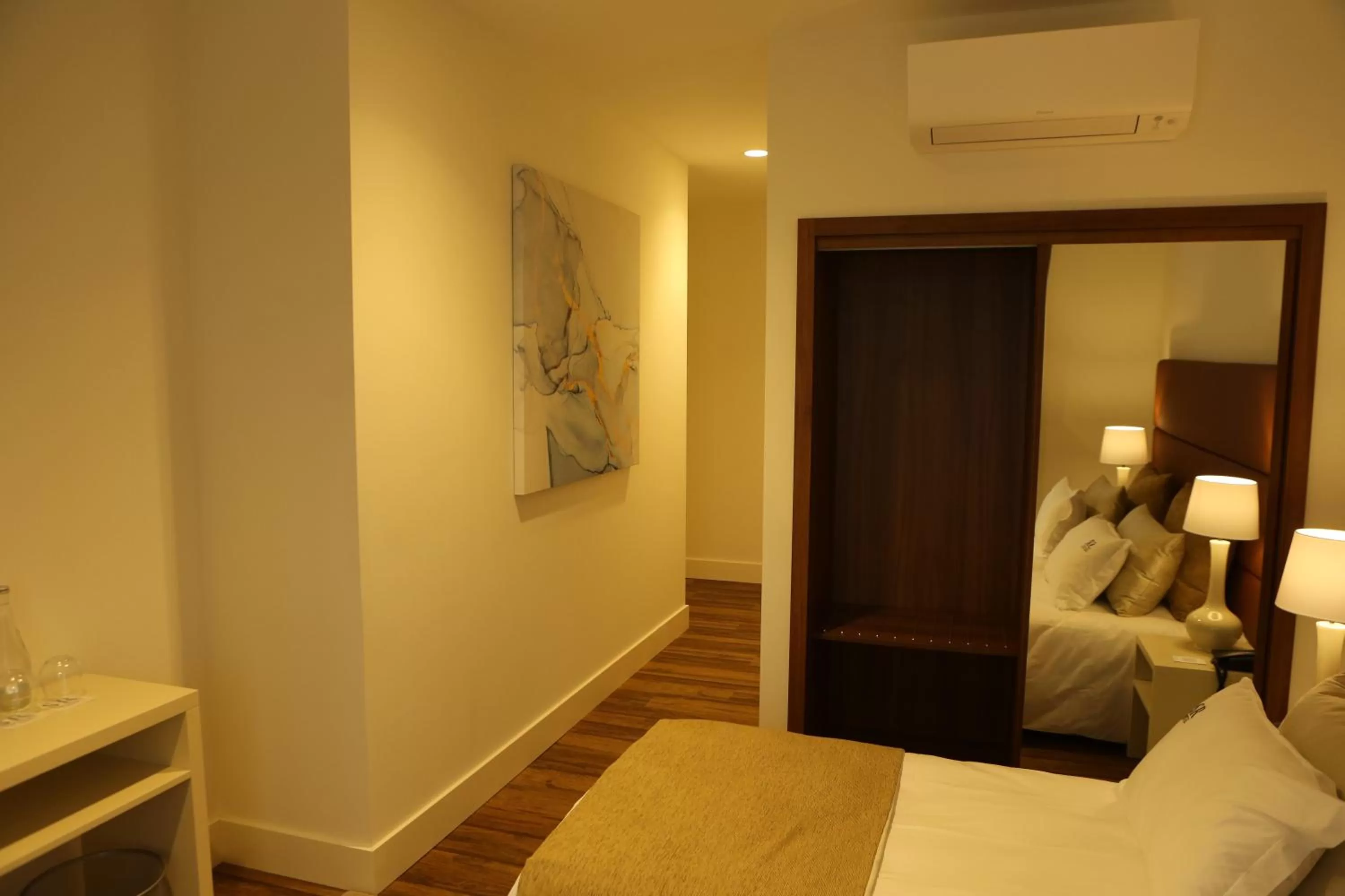 Bedroom, Bed in Hotel Solar do Rebolo