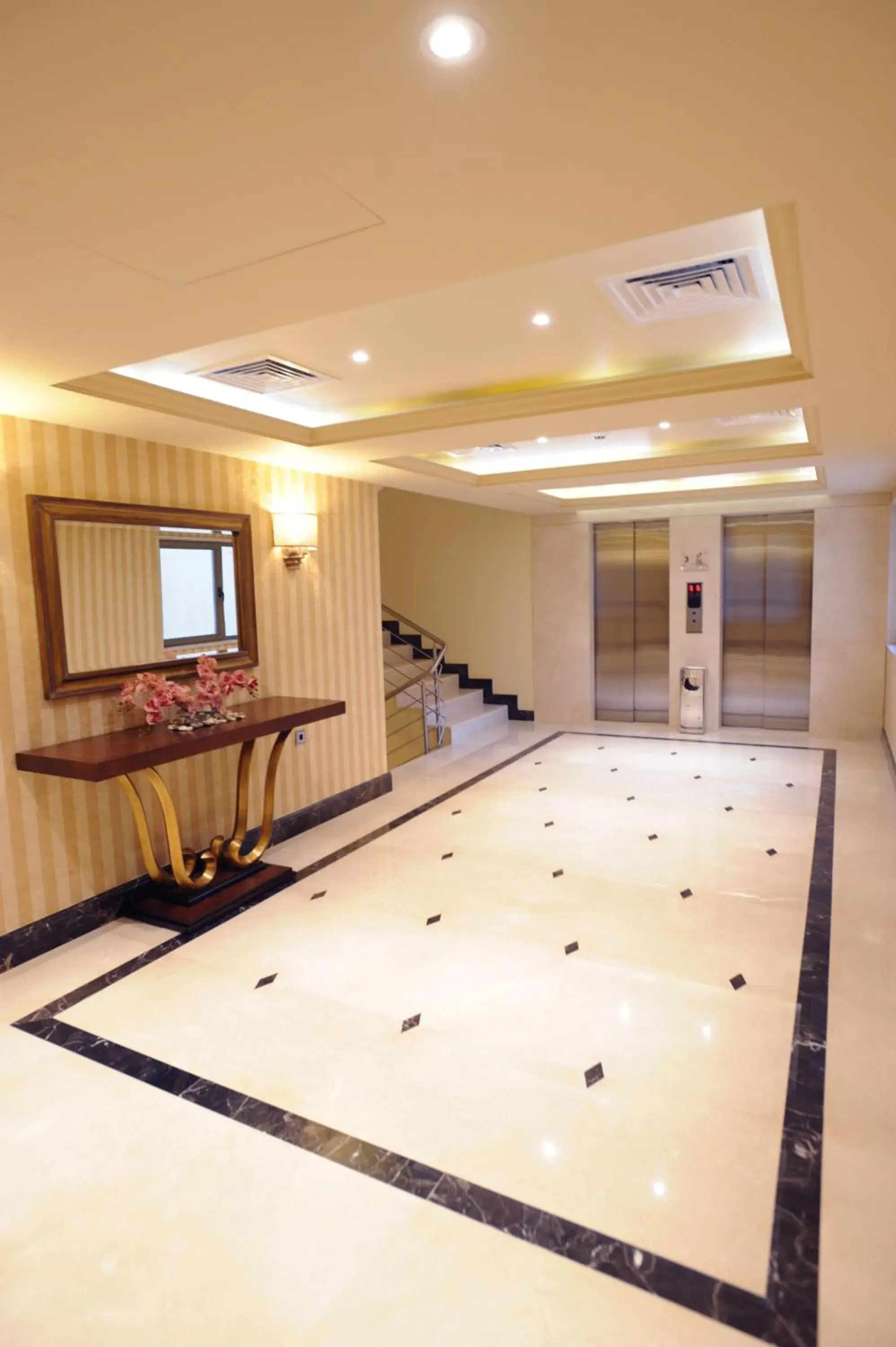 Lobby or reception in Gems Hotel