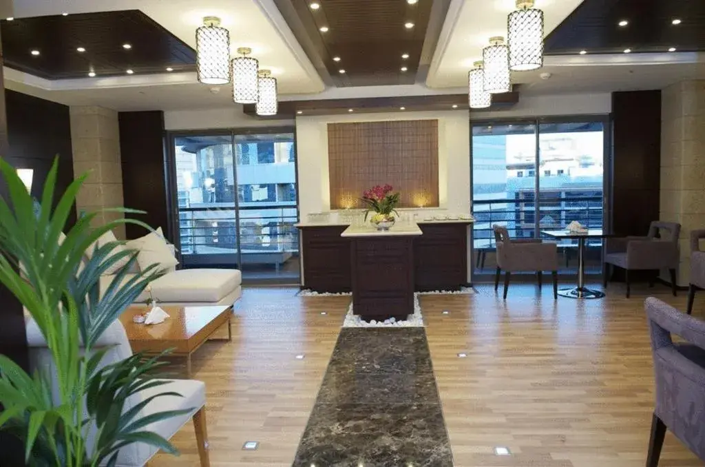 Lounge or bar, Lobby/Reception in Grand Bellevue Hotel Apartment Dubai