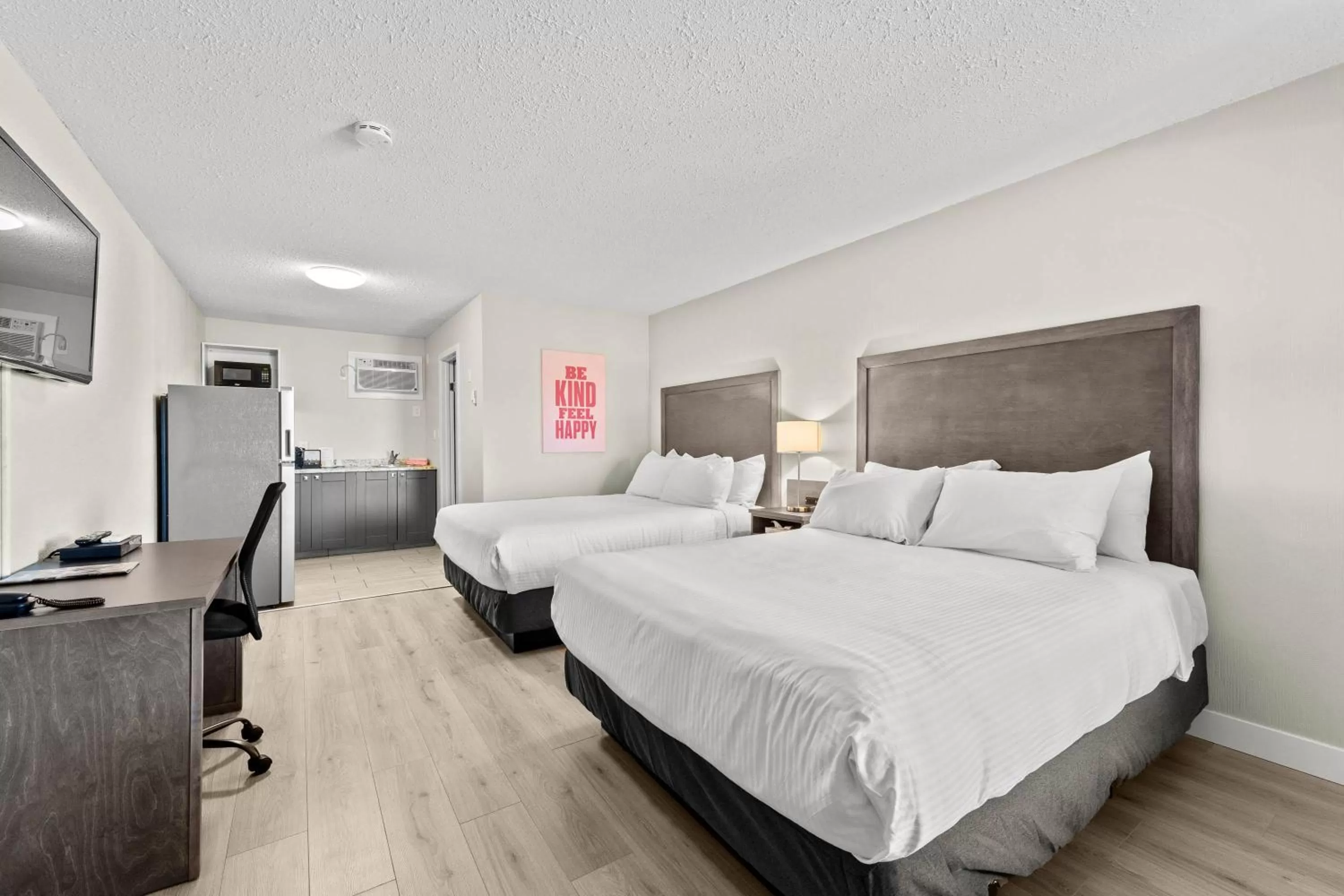 Photo of the whole room, Bed in The Vista Inn