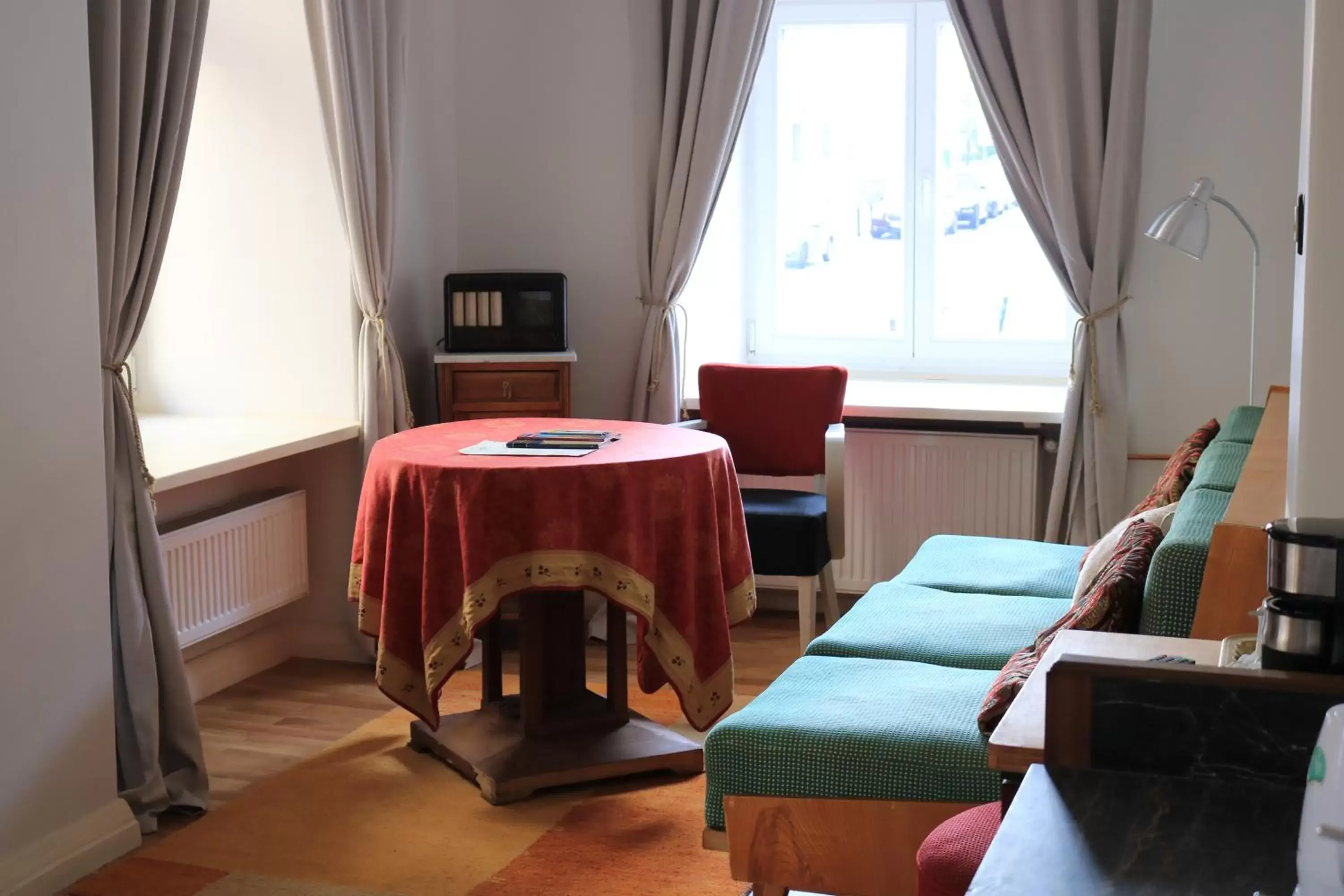 Seating area, Dining Area in Chopin Boutique