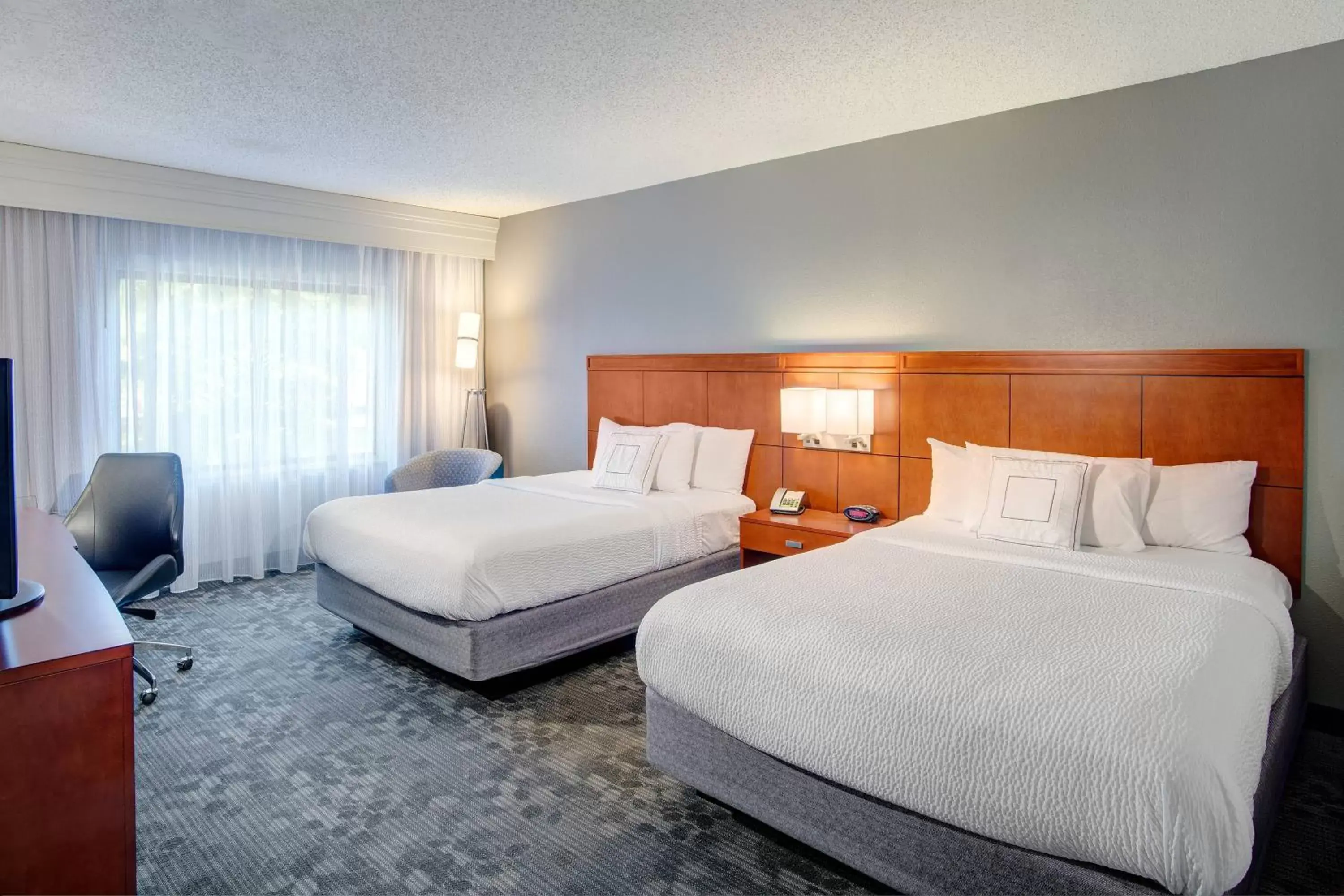 Photo of the whole room, Bed in Courtyard by Marriott Columbia Northeast/Fort Jackson Area