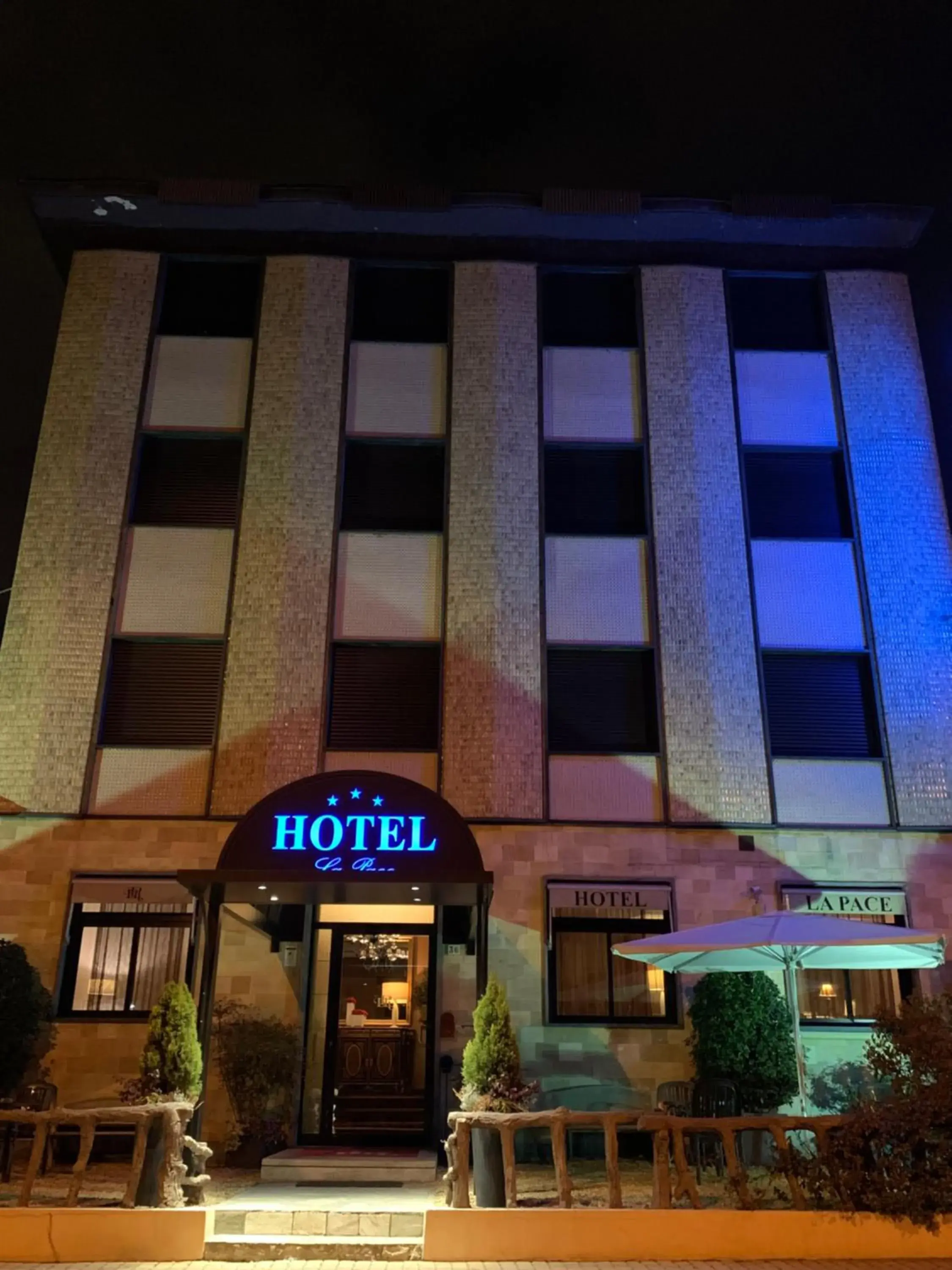 Property Building in Hotel La Pace