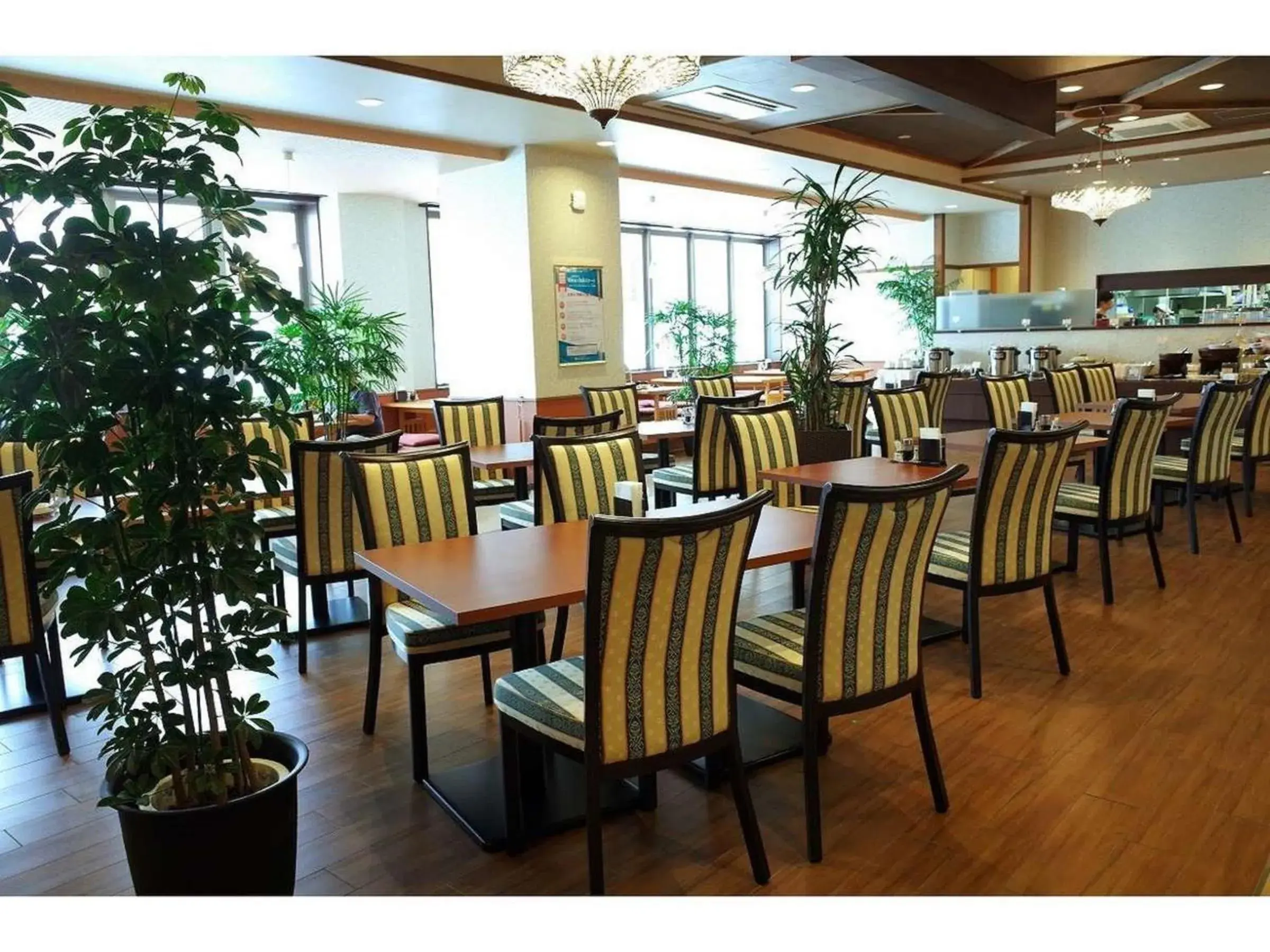 Day, Restaurant/Places to Eat in Hotel WBF Grande Asahikawa