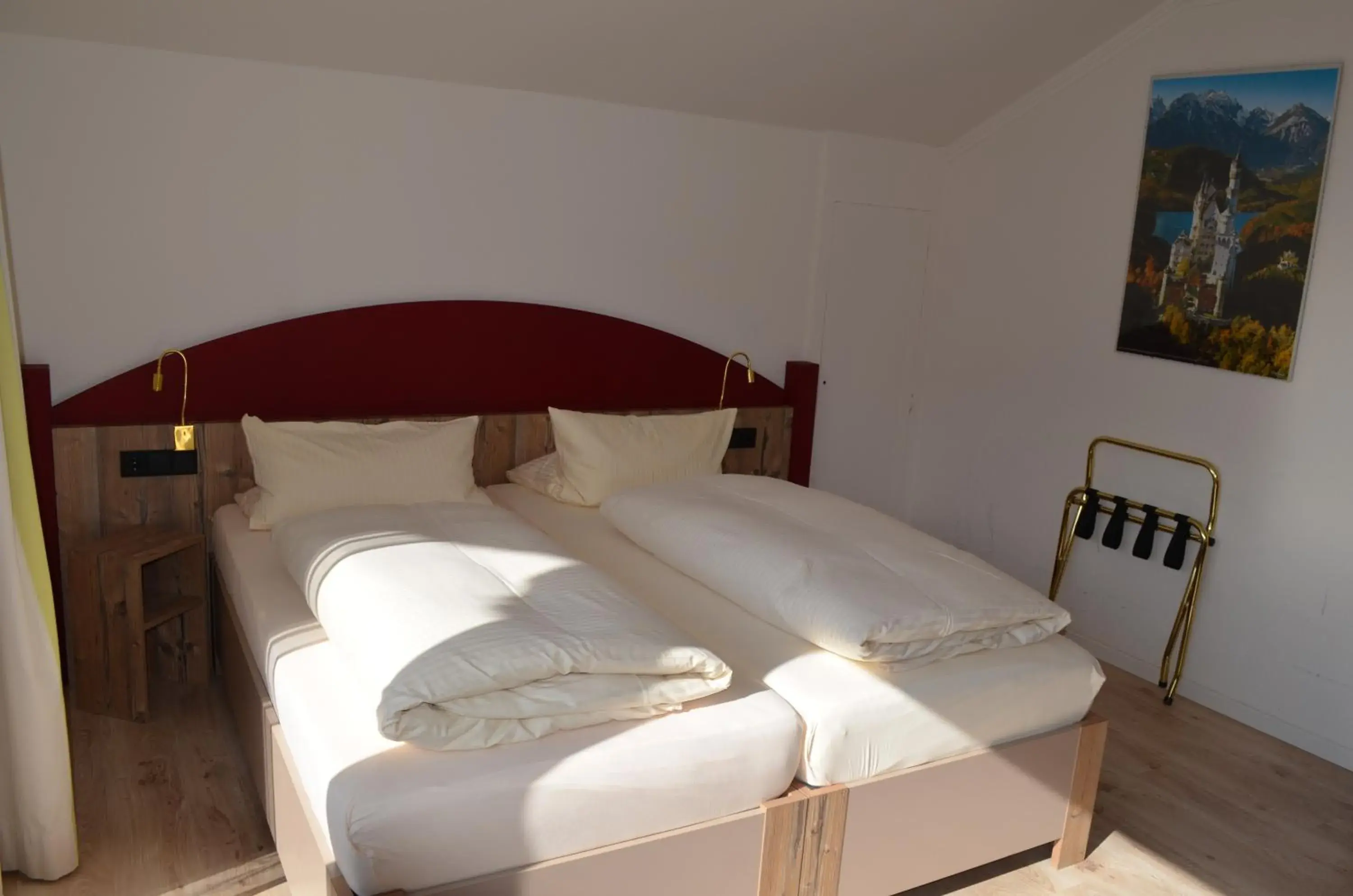 Comfort Double Room with Balcony in Alpchalet Schwanstein Comfort Double Room with Balcony in Alpchalet Schwanstein