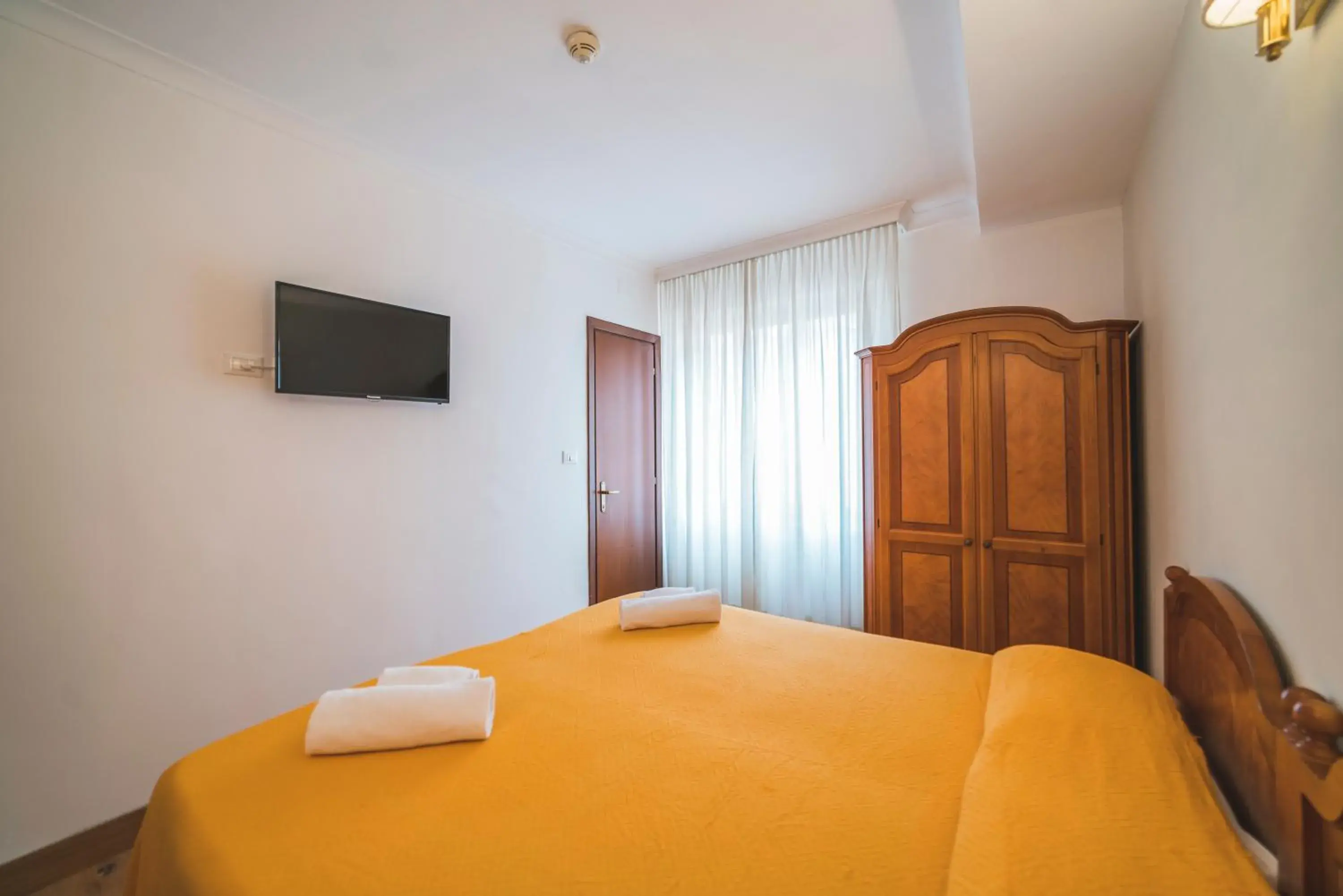Bed in Hotel San Giusto