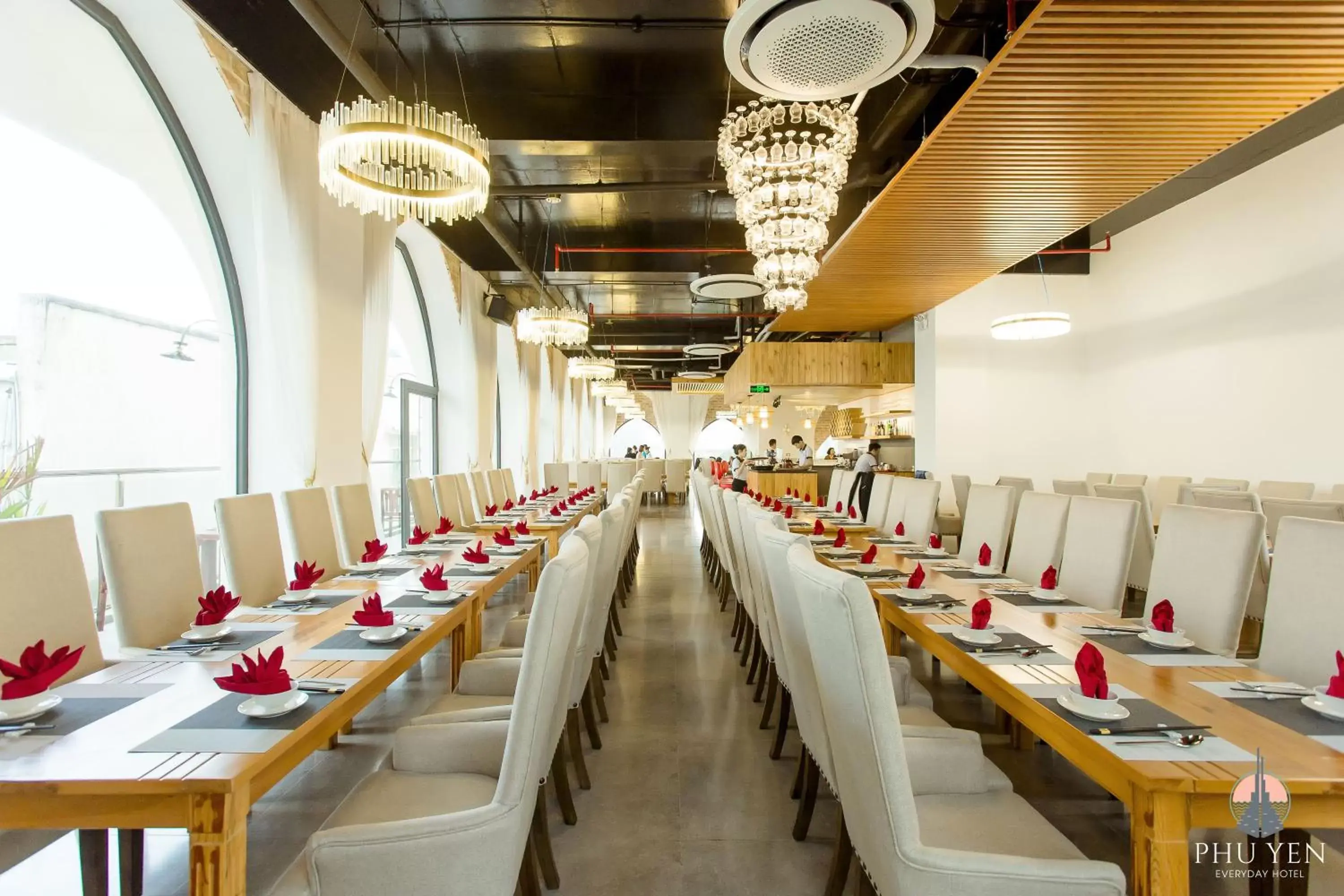 Restaurant/places to eat in PHÚ YÊN EVERYDAY HOTEL Restaurant/places to eat in PHÚ YÊN EVERYDAY HOTEL