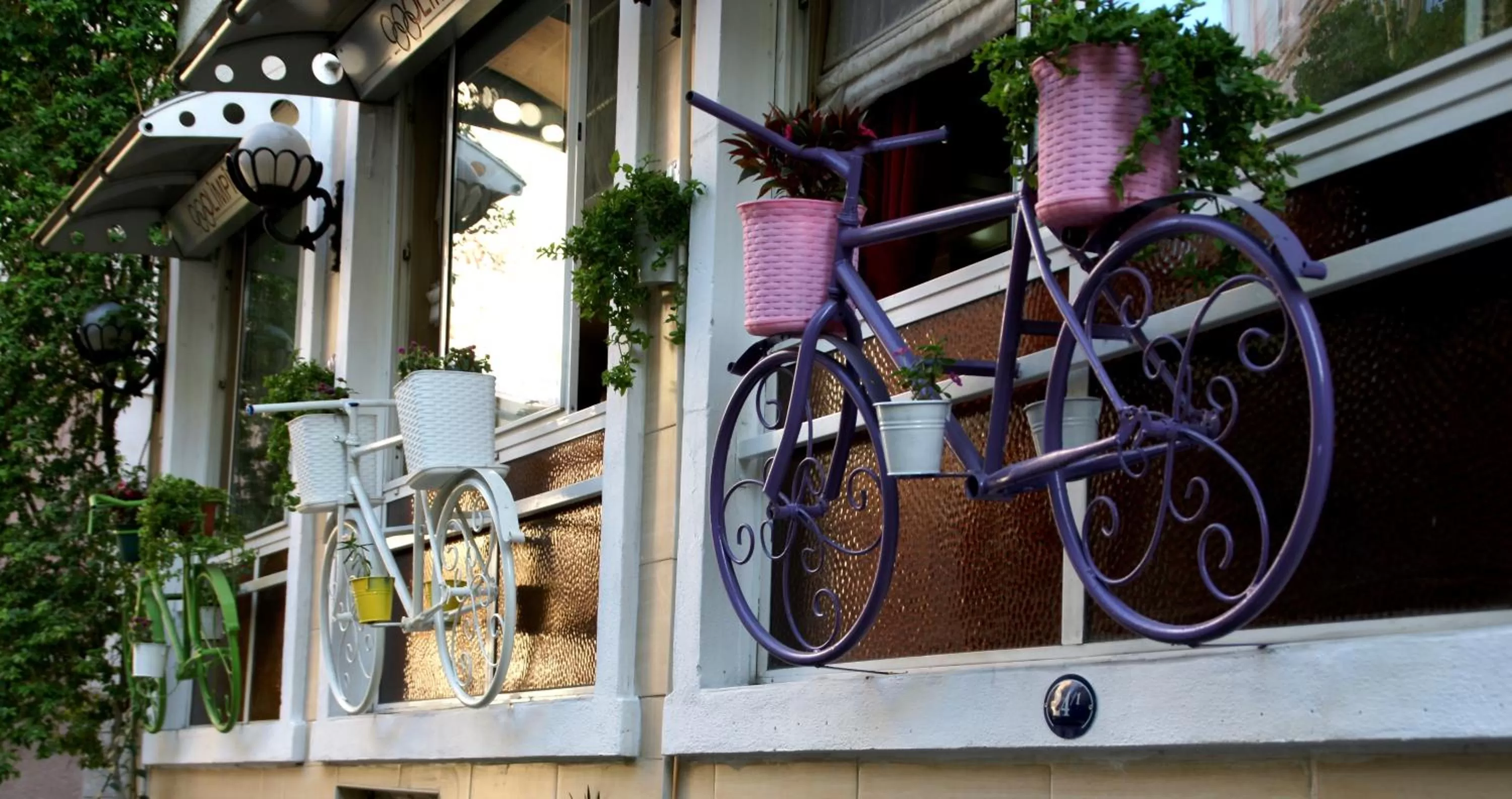 Facade/entrance in Olimpiyat Hotel Izmir