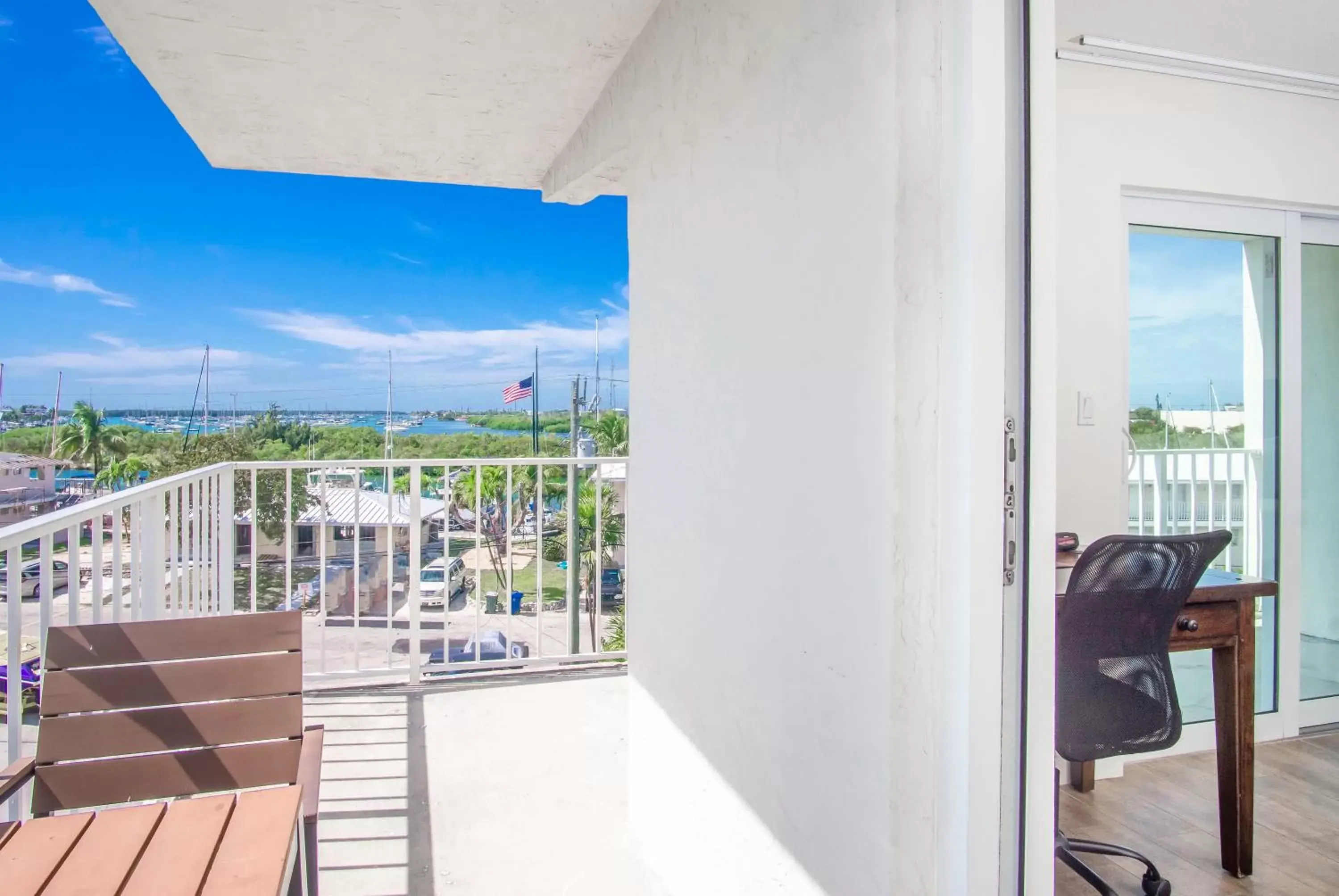 Balcony/Terrace in Skipjack Resort & Marina