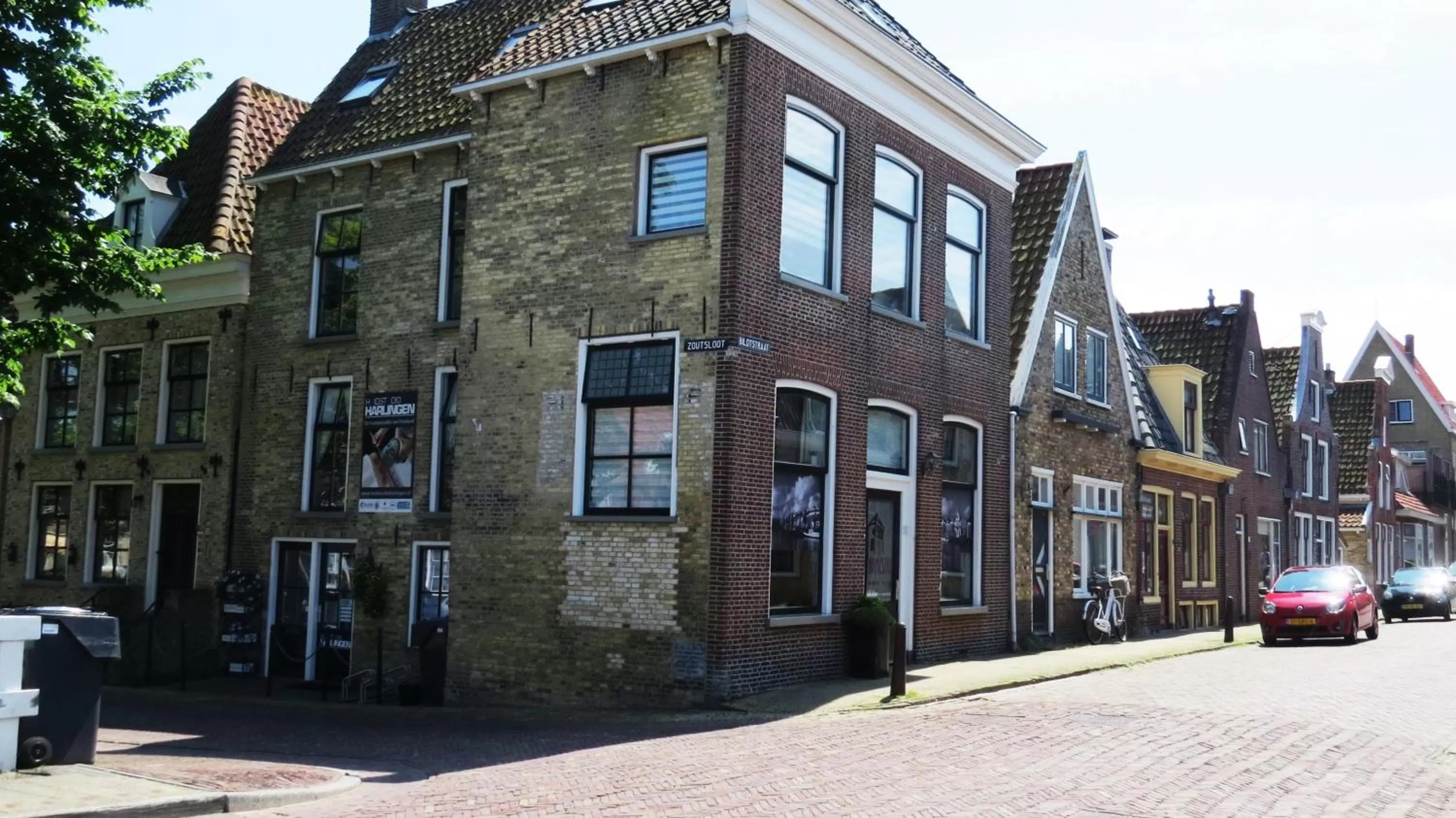 Property building in Homestay Harlingen