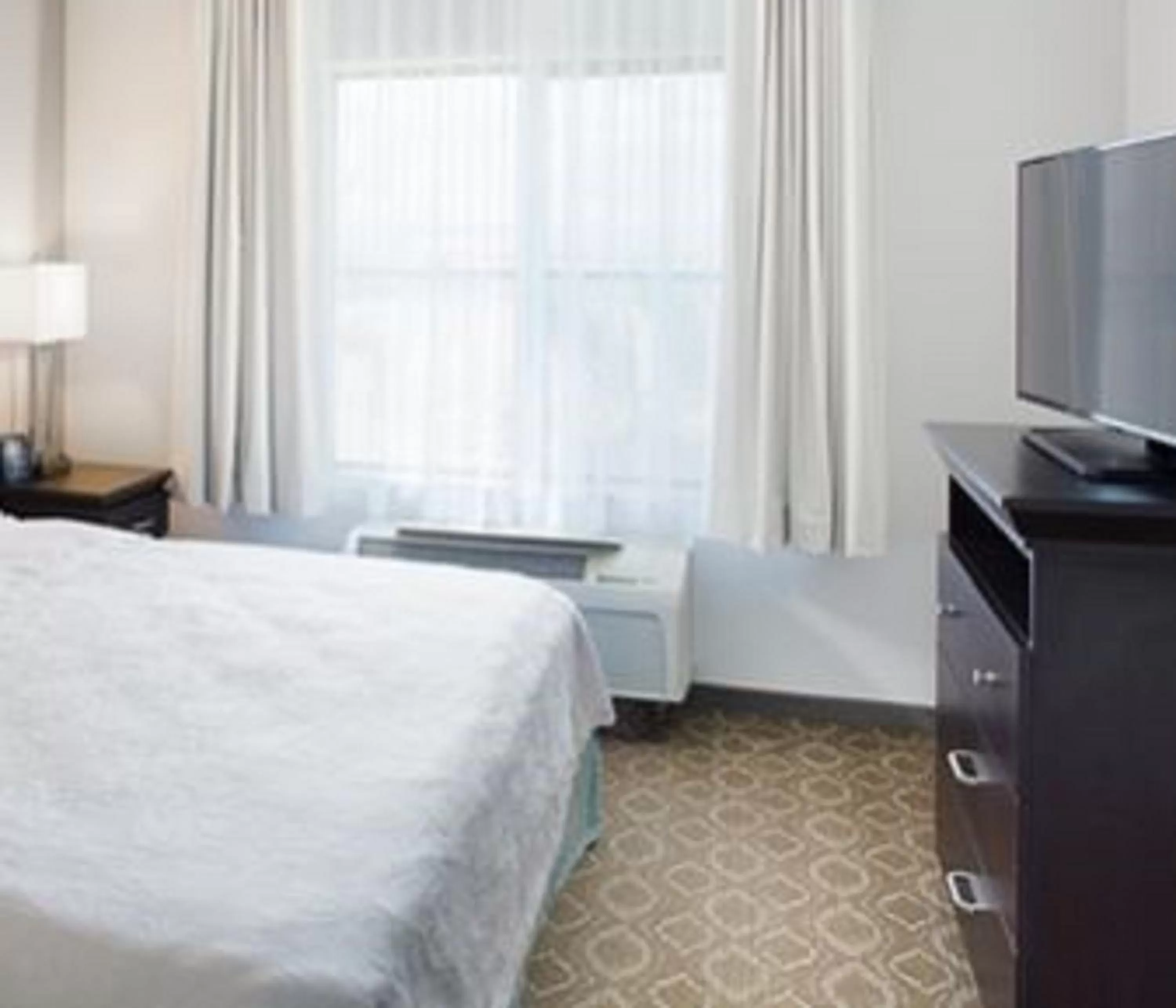 Bedroom, Bed in Homewood Suites Lancaster