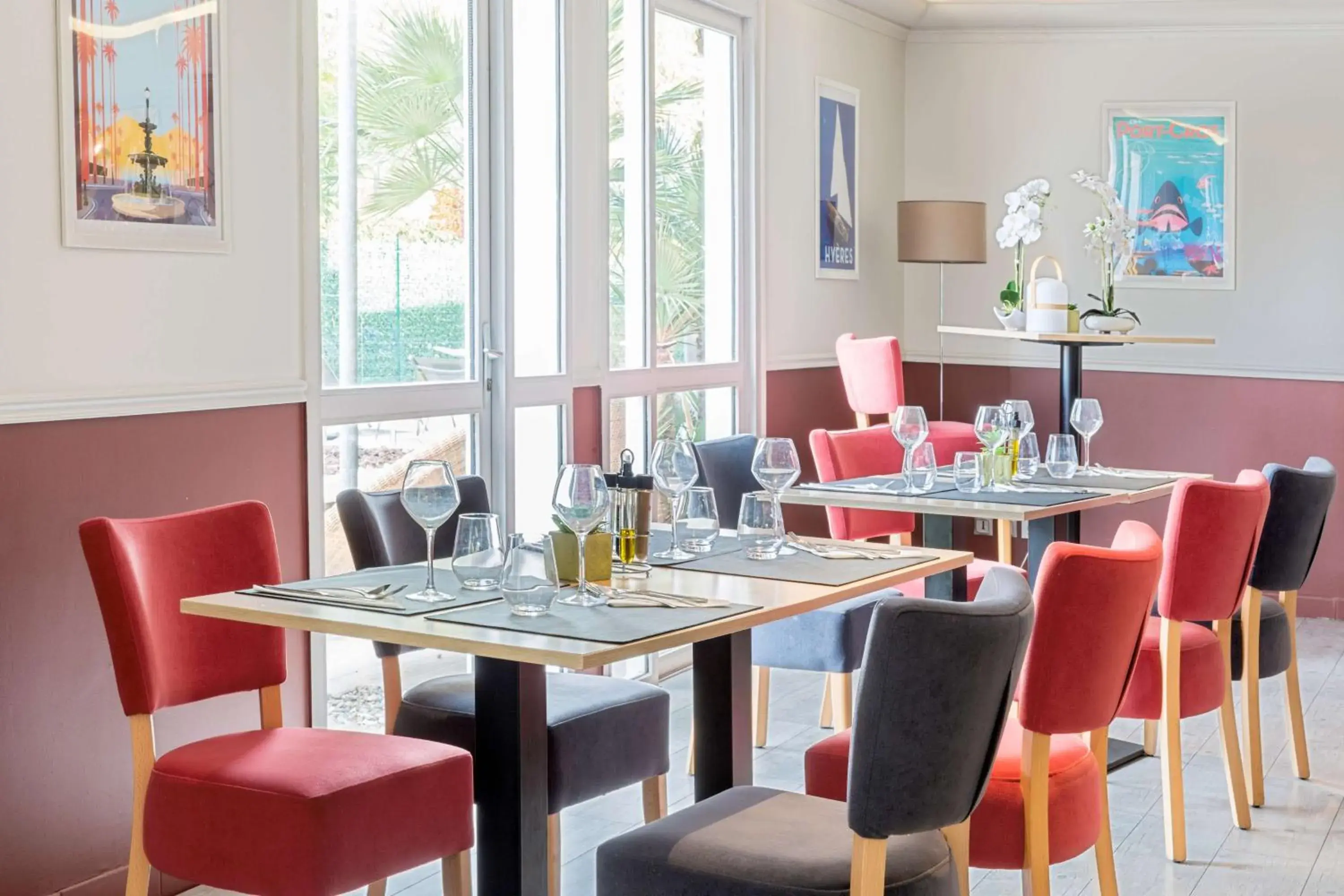 Restaurant/Places to Eat in Best Western Plus Hyeres Cote D'Azur