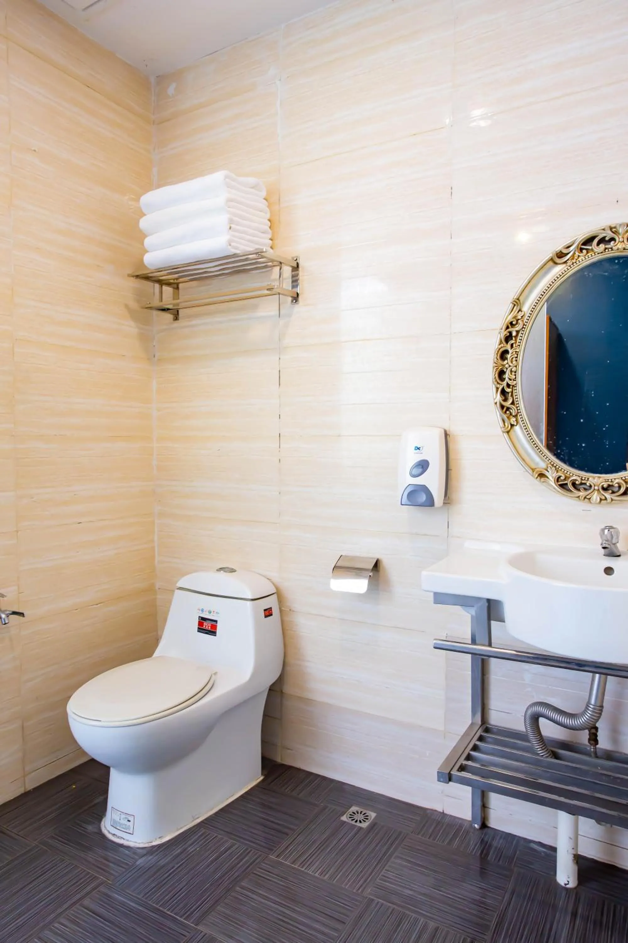 BEEZ Hotel Kuala Lumpur