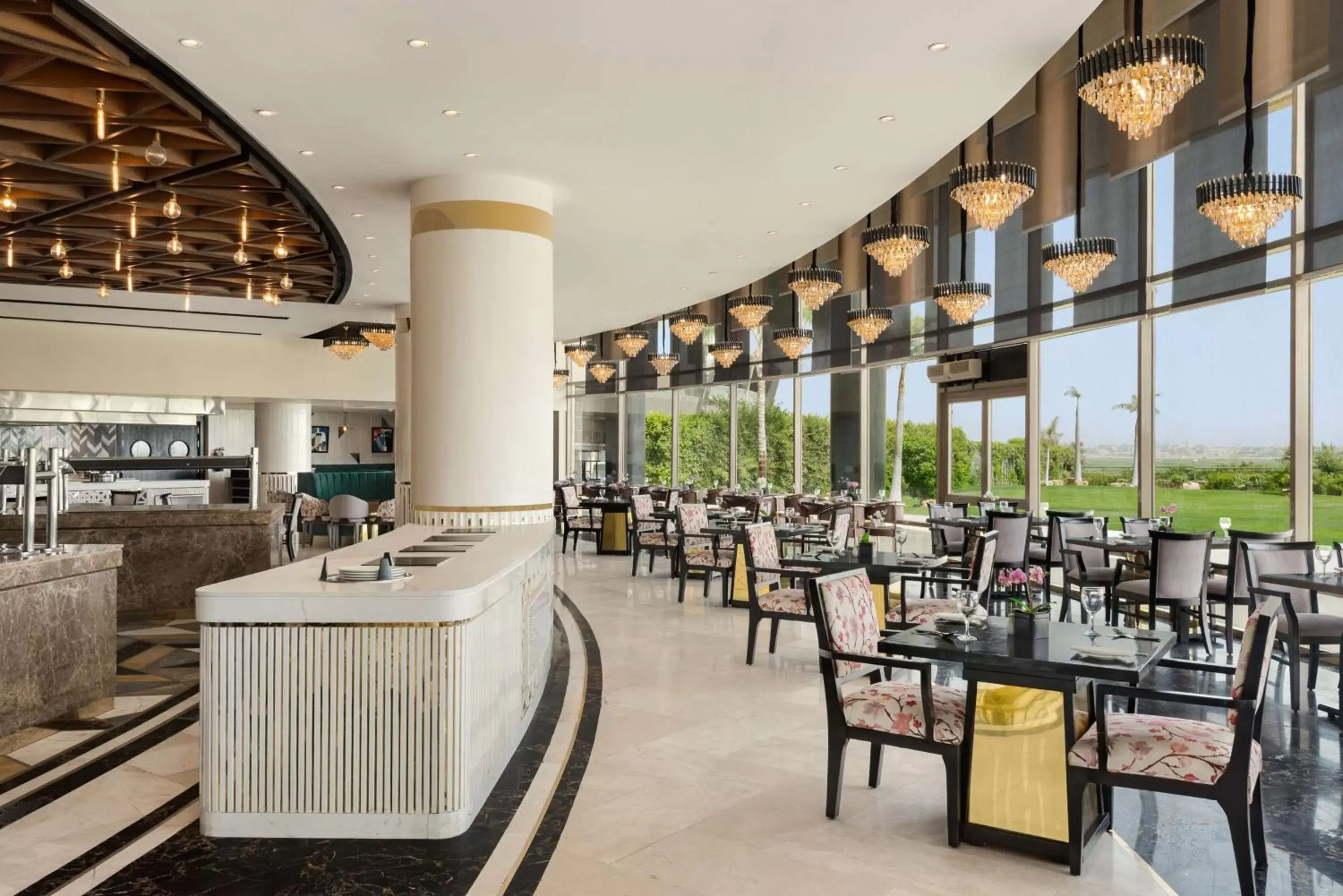 Restaurant/Places to Eat in Radisson Blu Hotel Alexandria