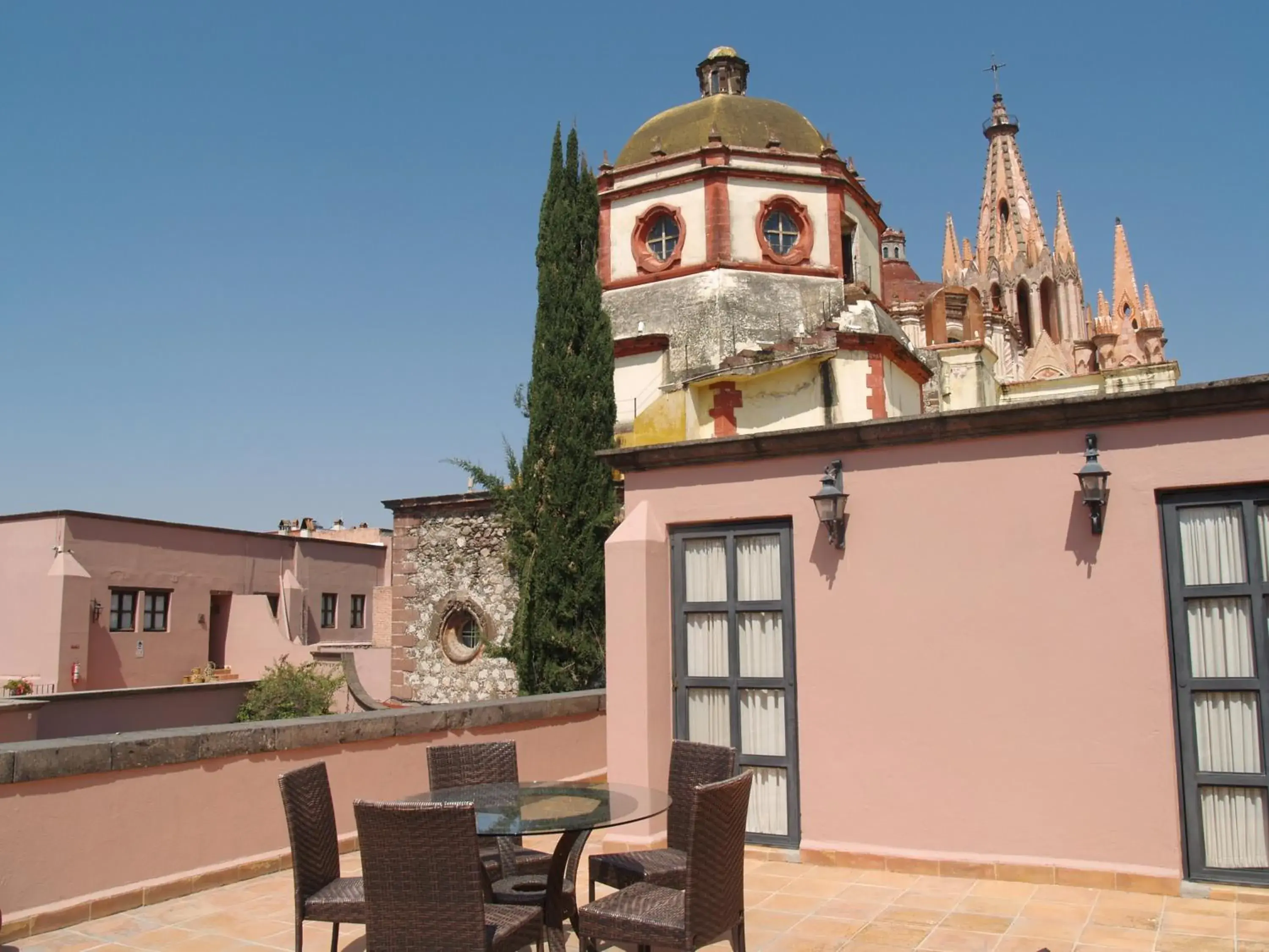 Balcony/Terrace, Property Building in Hotel Casa Rosada - Adults Only