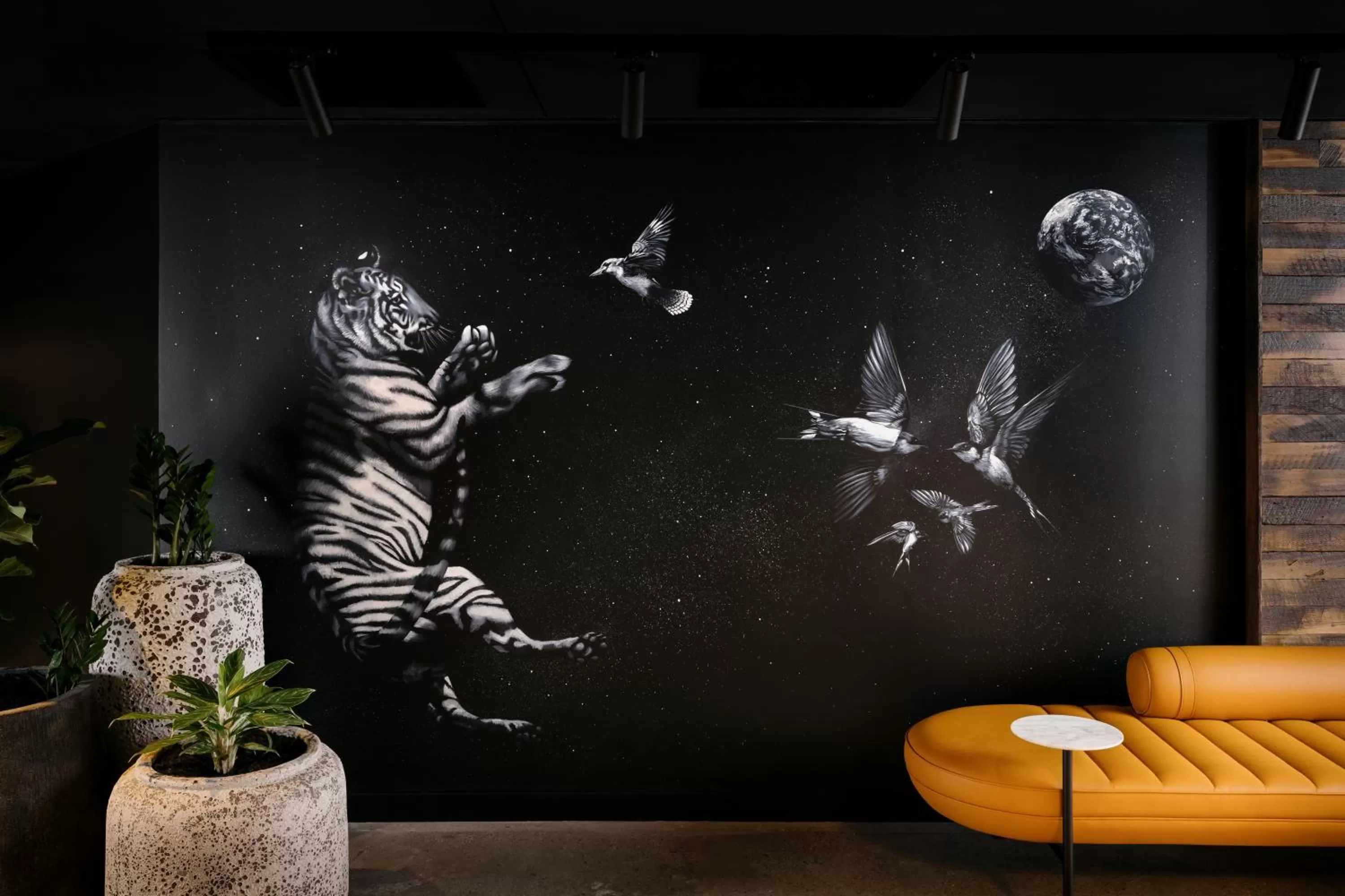 Lobby or reception in Hotel Indigo Brisbane City Centre by IHG