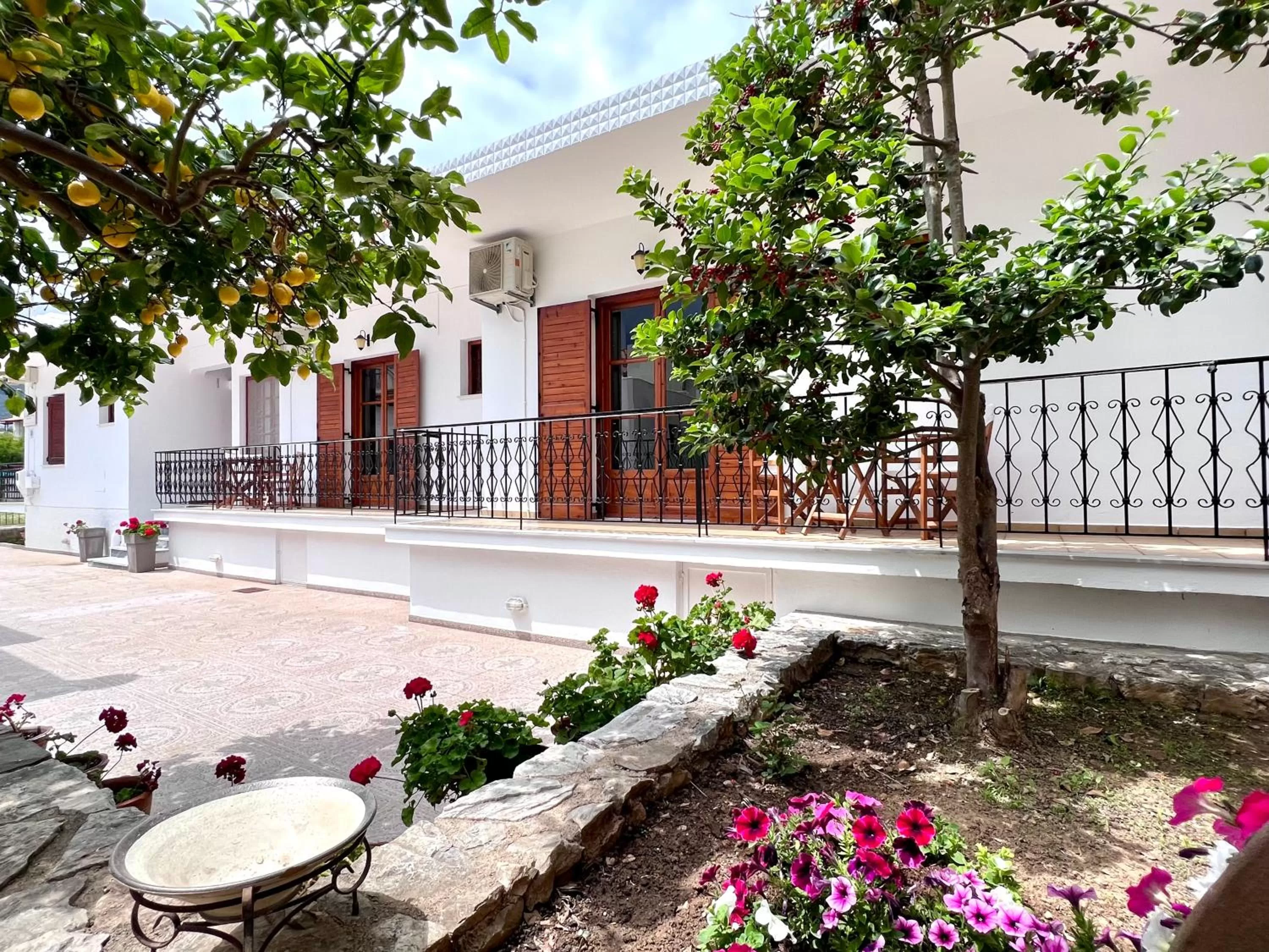 Property Building in ATHANASIA APARTMENTS