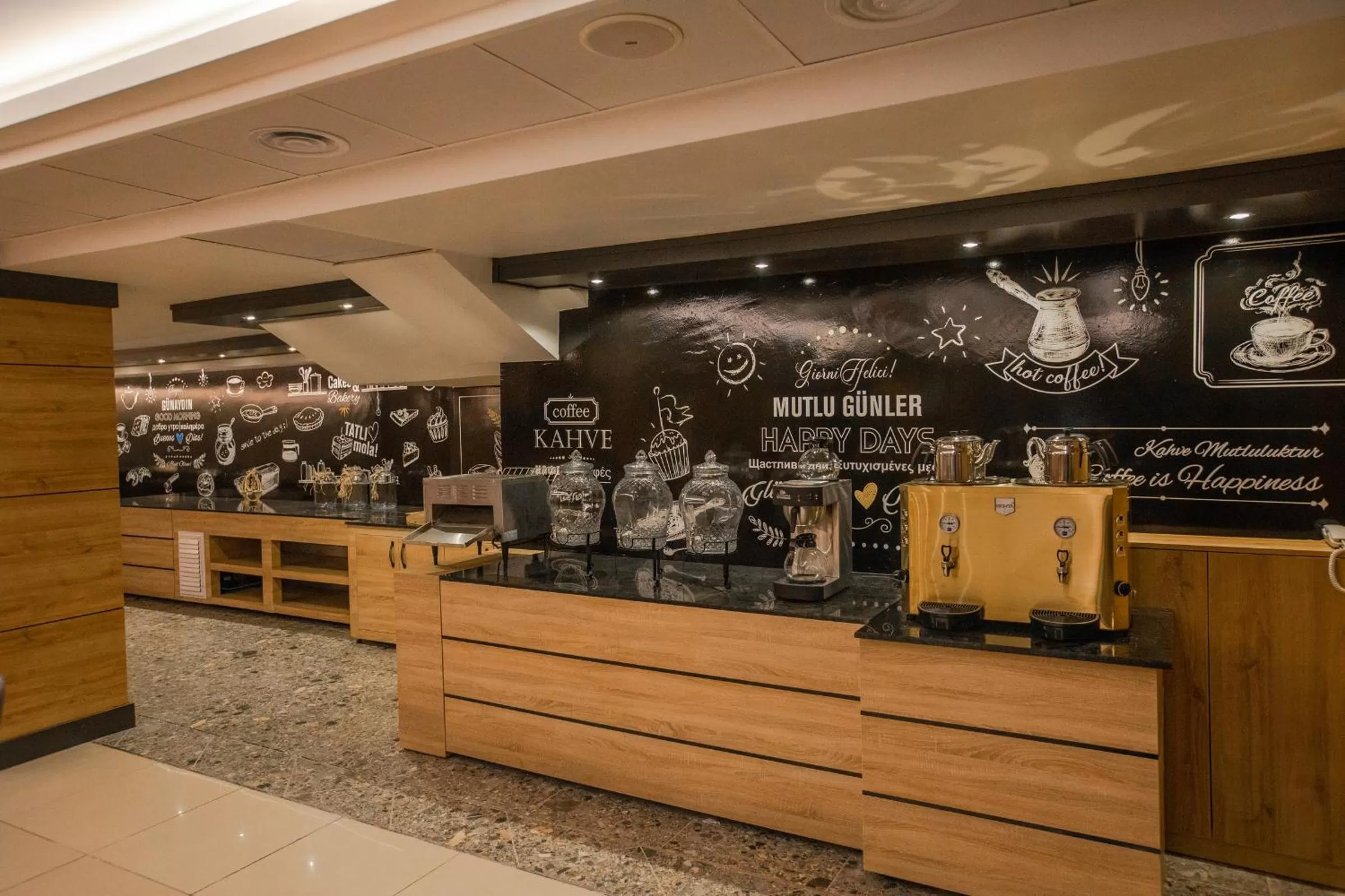 Buffet breakfast in Adresin Hotel