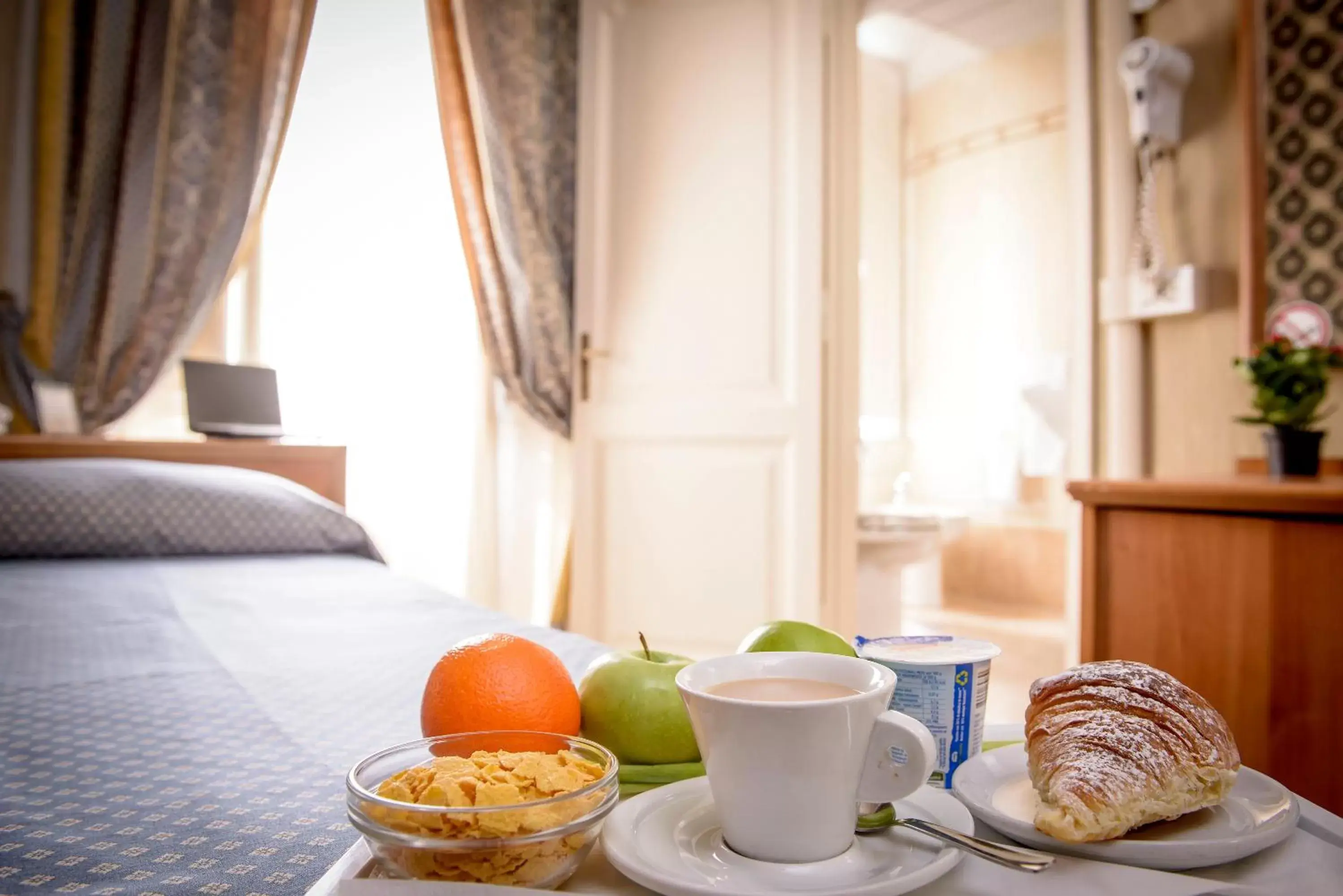 Bed, Breakfast in Hotel Emmaus