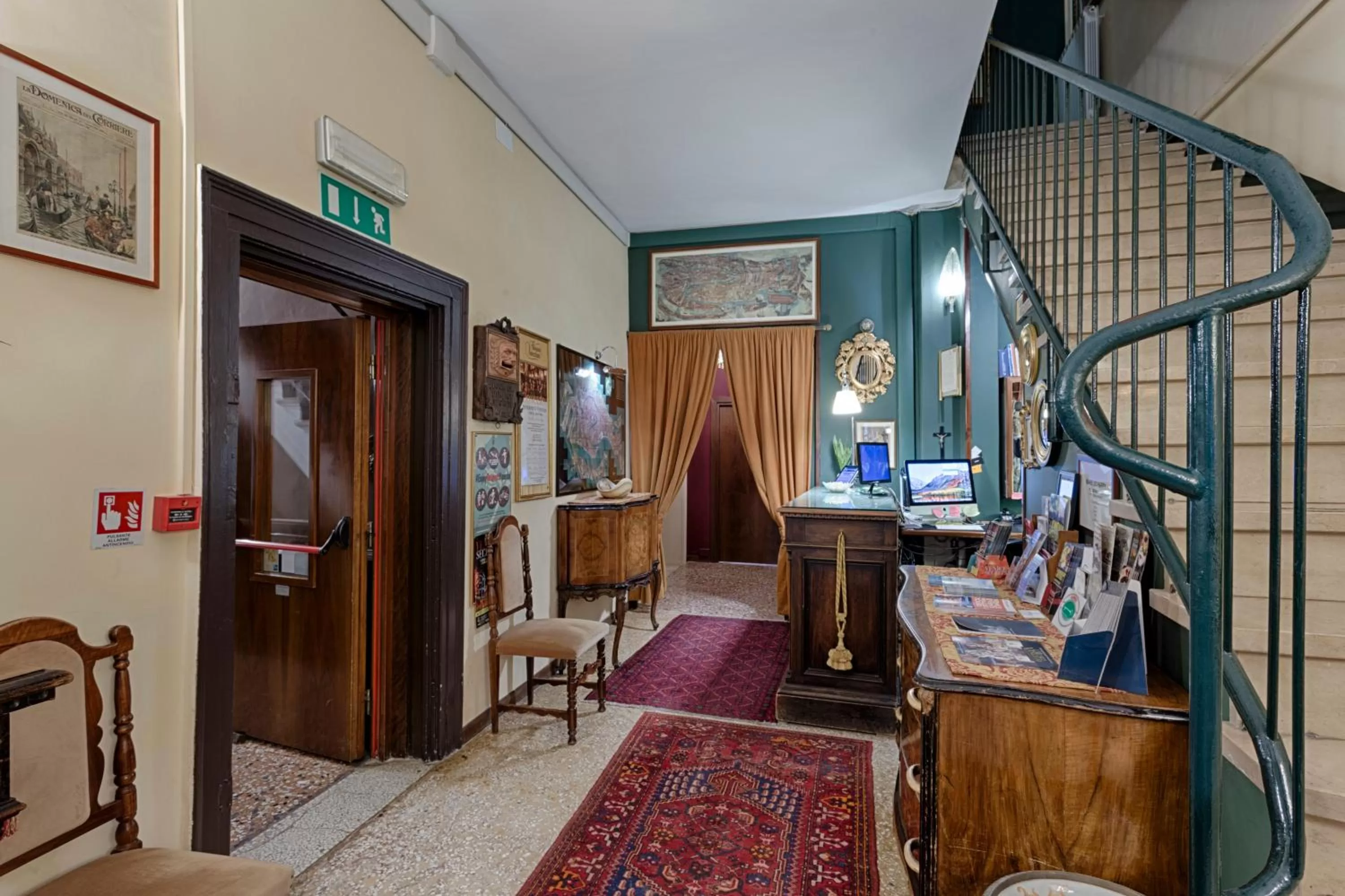 Lobby or reception, Bed in Hotel Guerrato