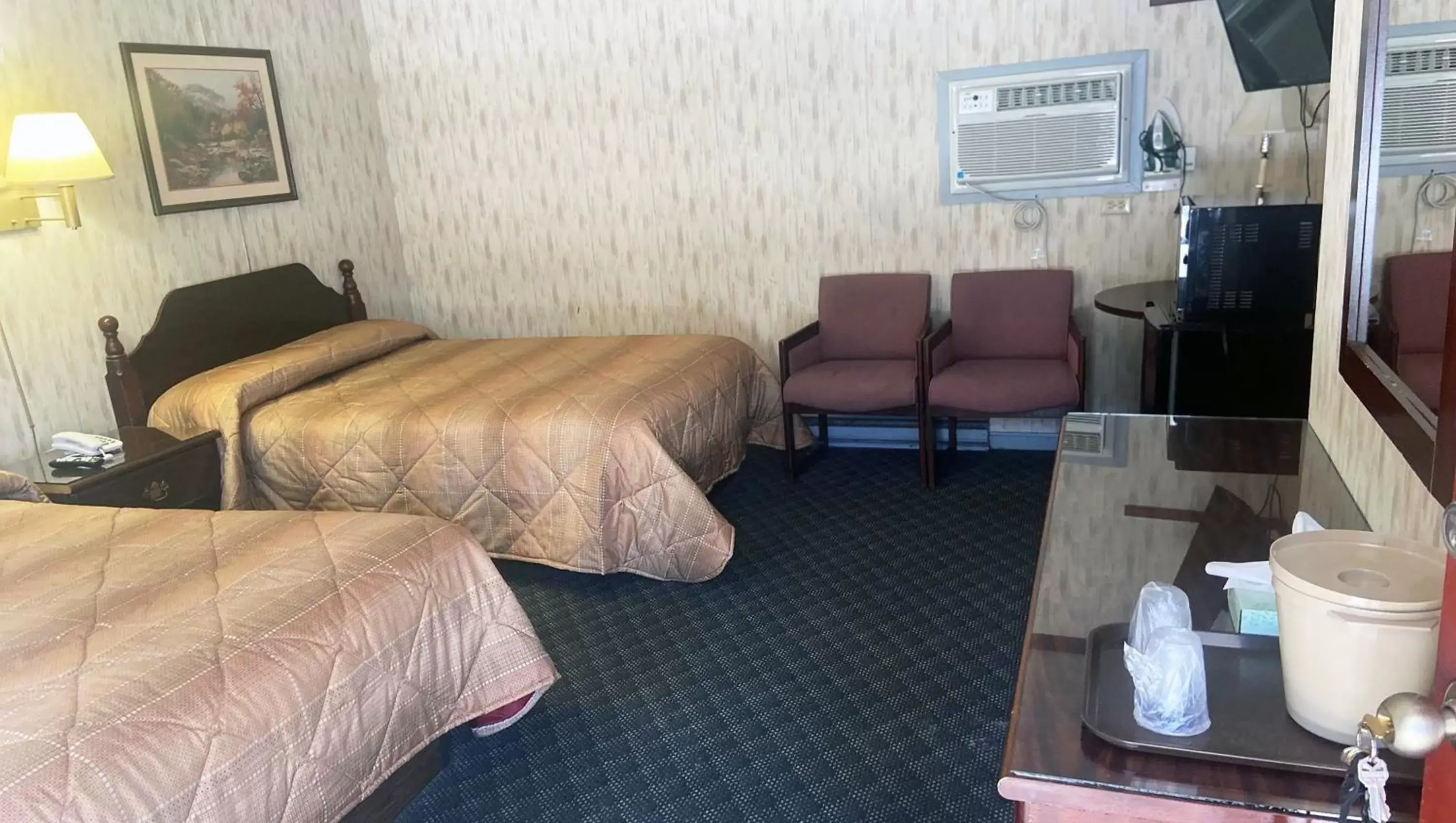 Bedroom in Pleasant Valley Motel West Stockbridge