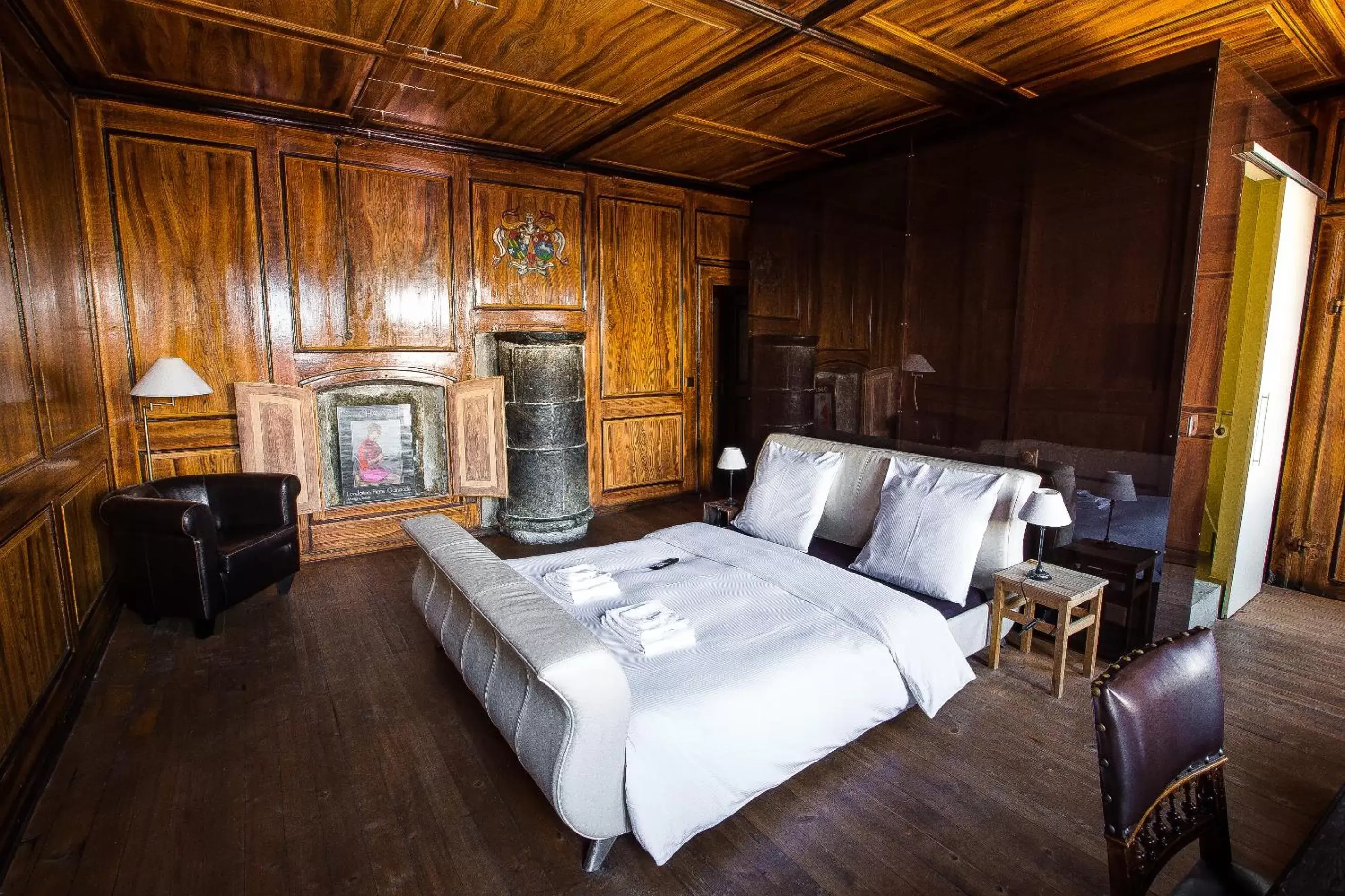 Photo of the whole room, Bed in La Grande Maison