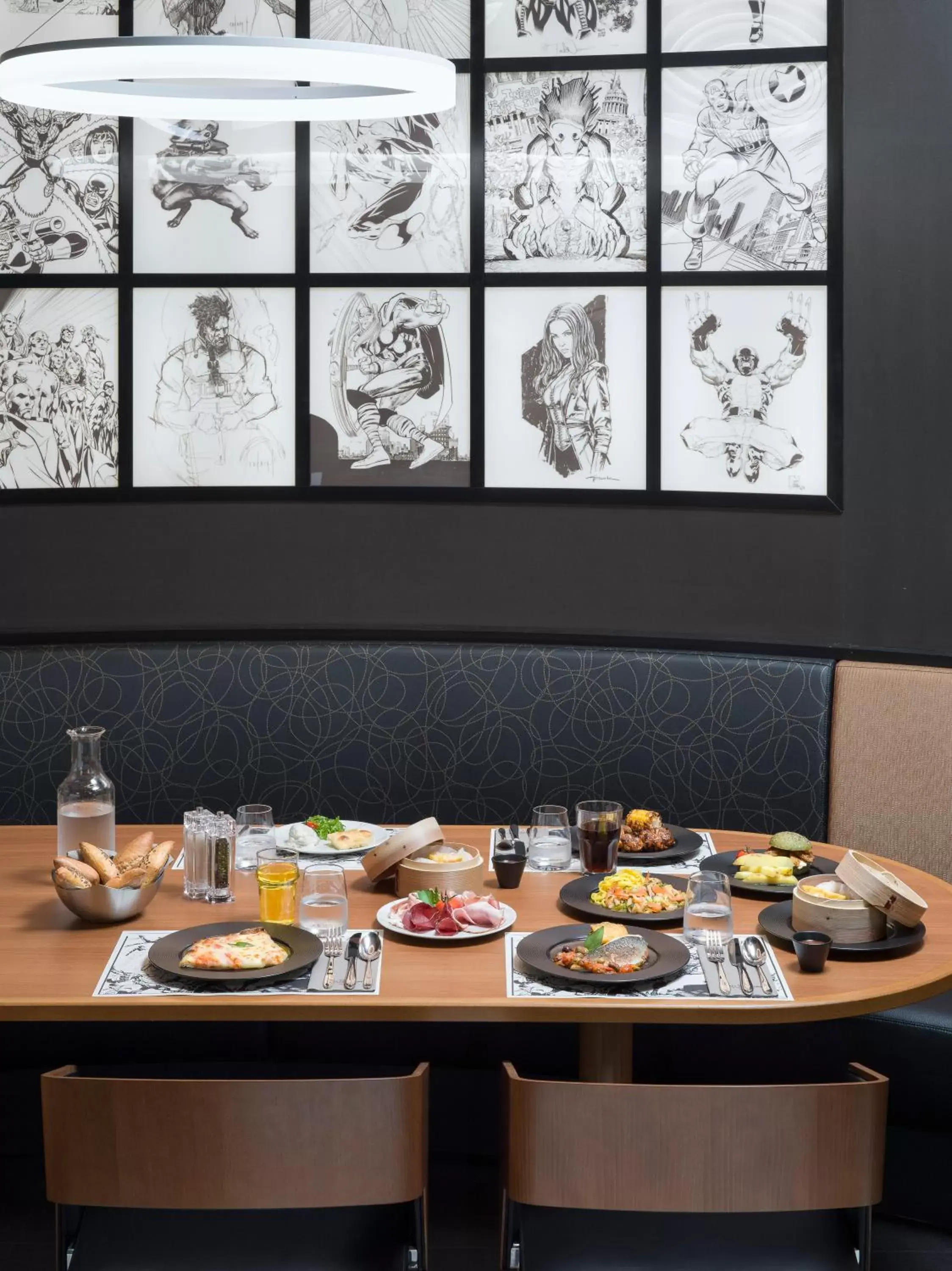 Restaurant/places to eat in Disney Hotel New York - The Art of Marvel