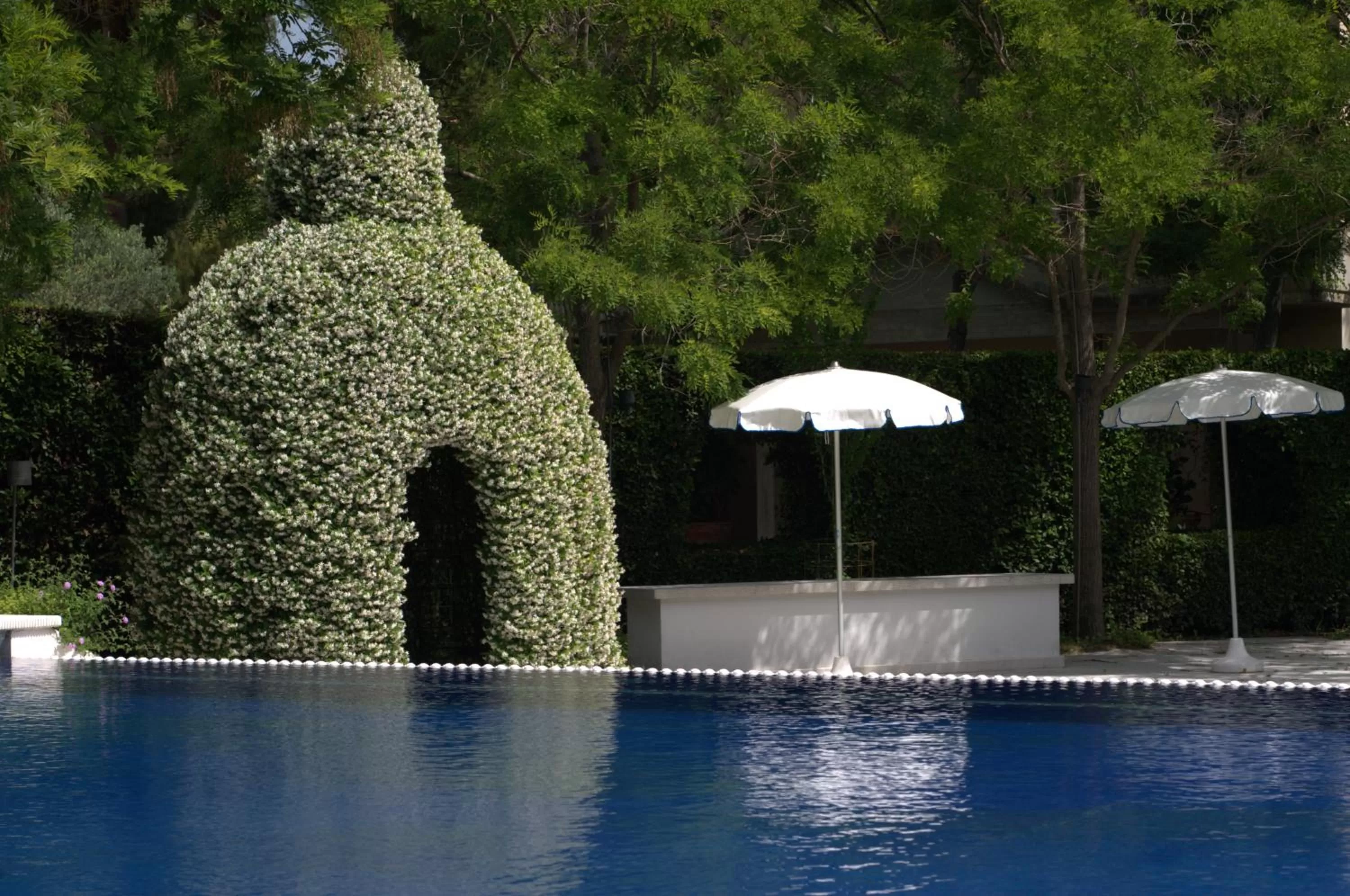 Swimming pool in Villa Maria Hotel & SPA