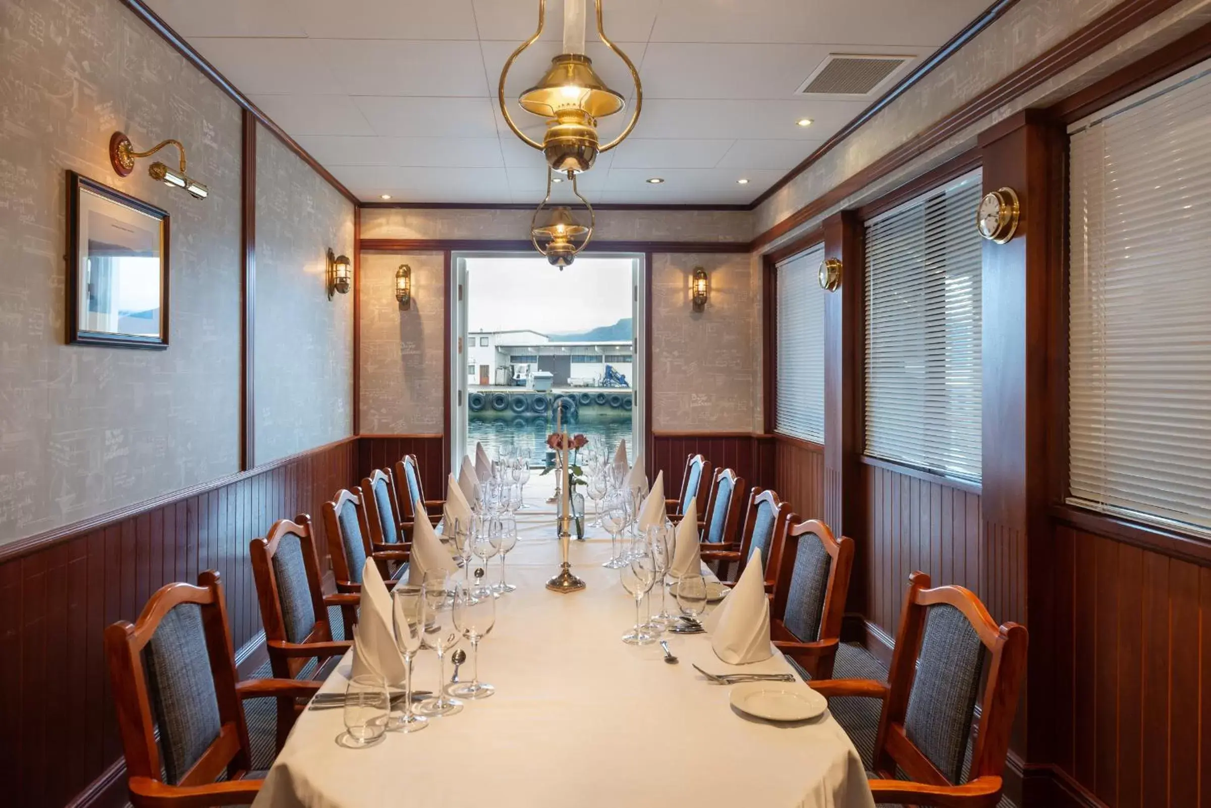 Banquet/Function facilities, Restaurant/Places to Eat in Quality Hotel Florø