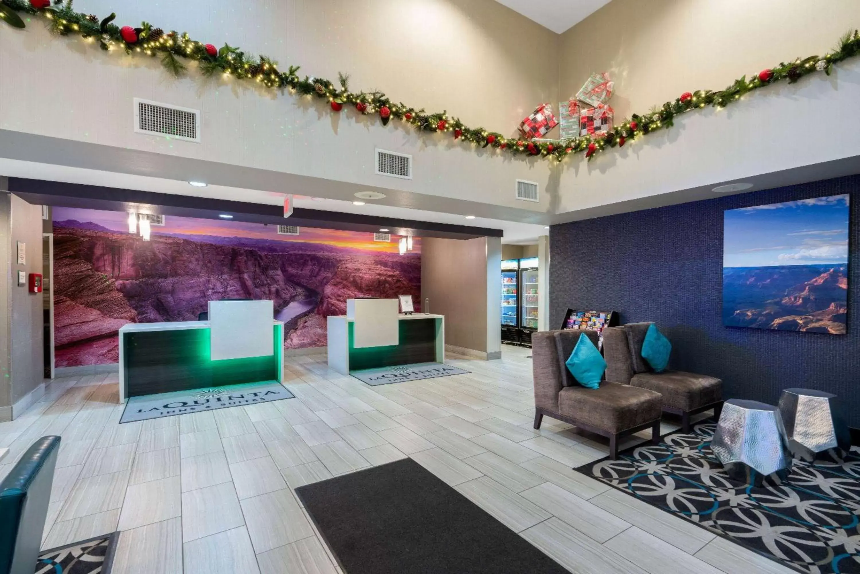 Lobby or reception in La Quinta by Wyndham Williams-Grand Canyon Area