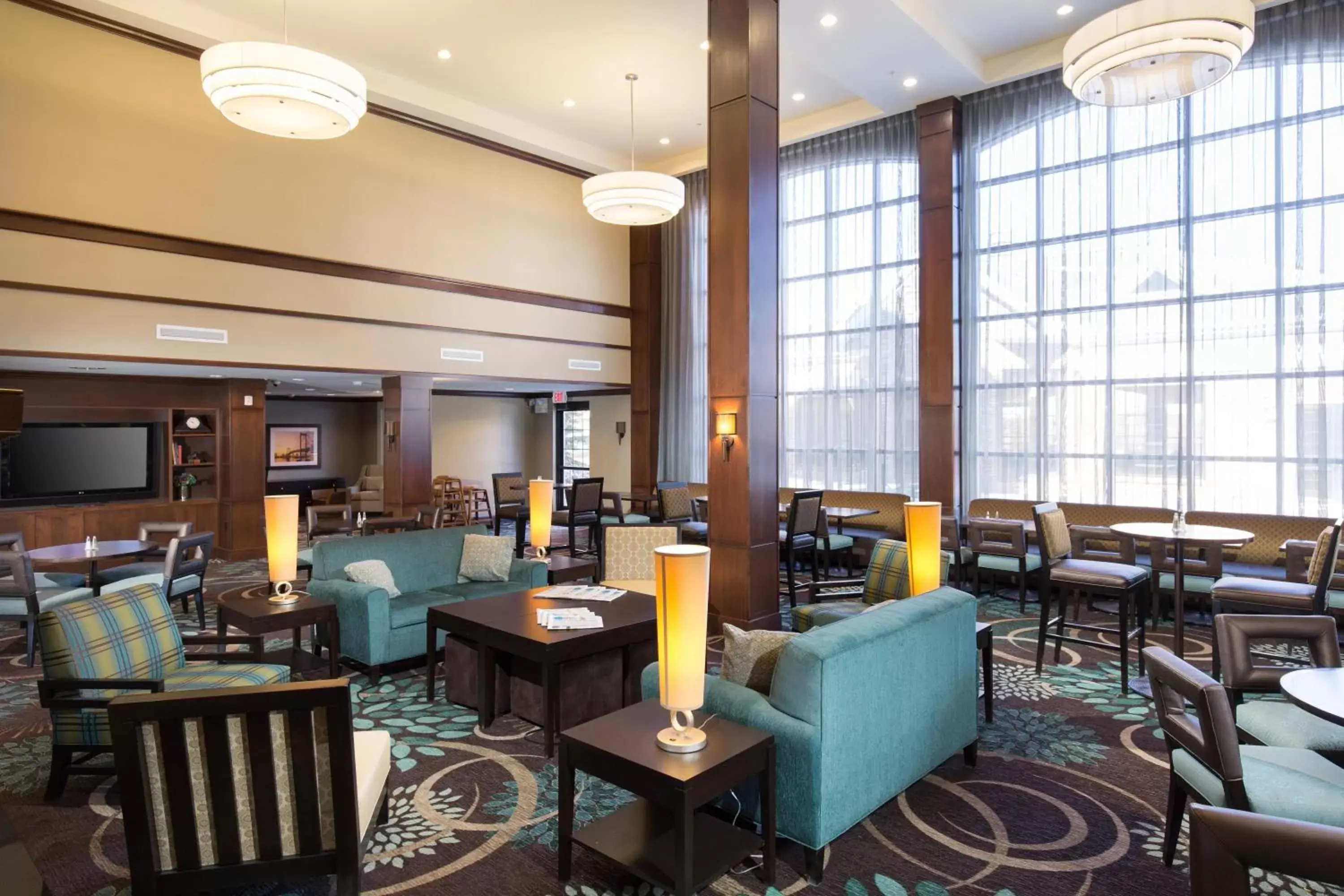 Lobby or reception, Restaurant/Places to Eat in Staybridge Suites Toledo/Maumee, an IHG Hotel