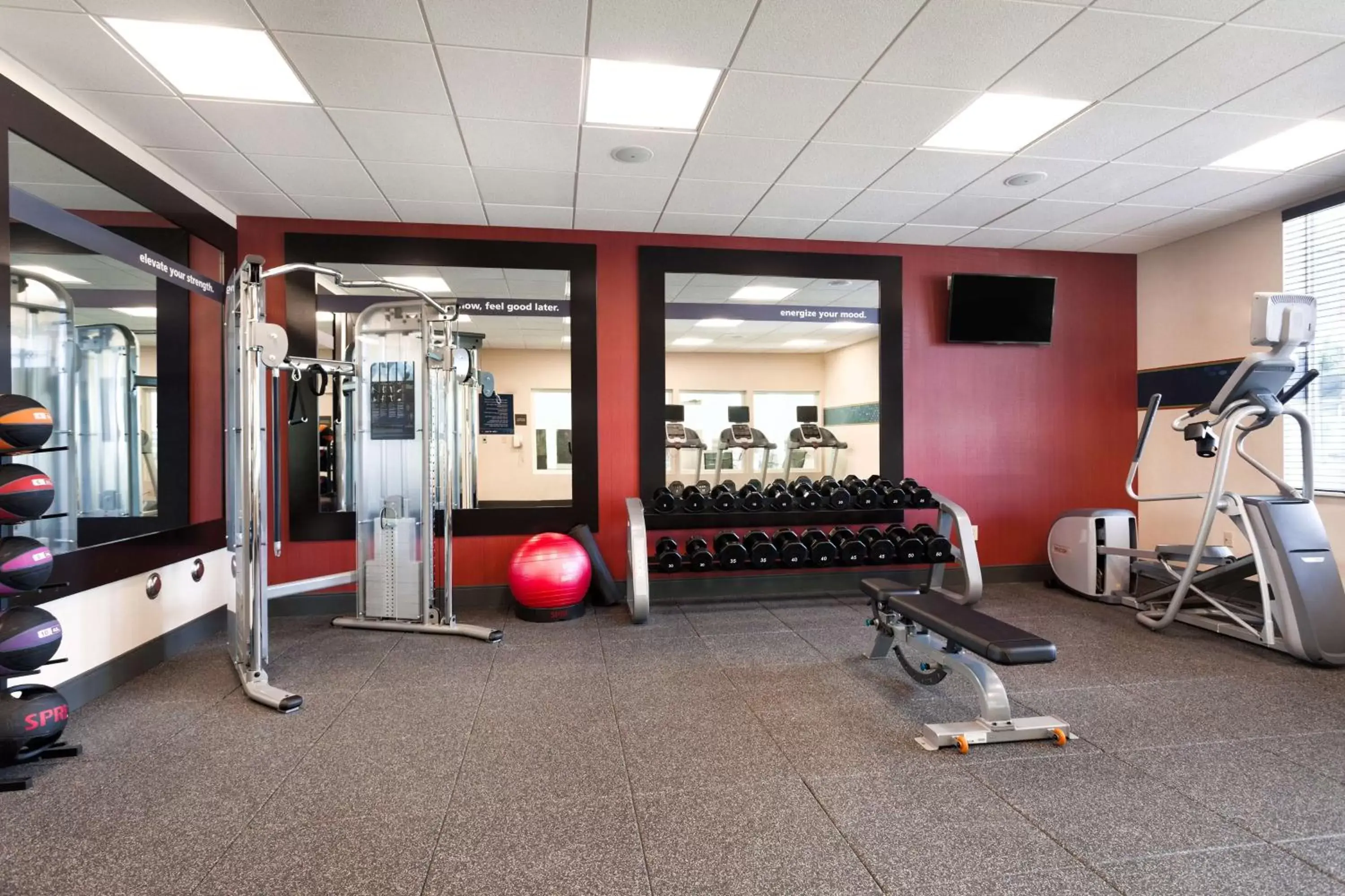 Fitness centre/facilities, Fitness Center/Facilities in Hampton Inn Lewiston-Auburn